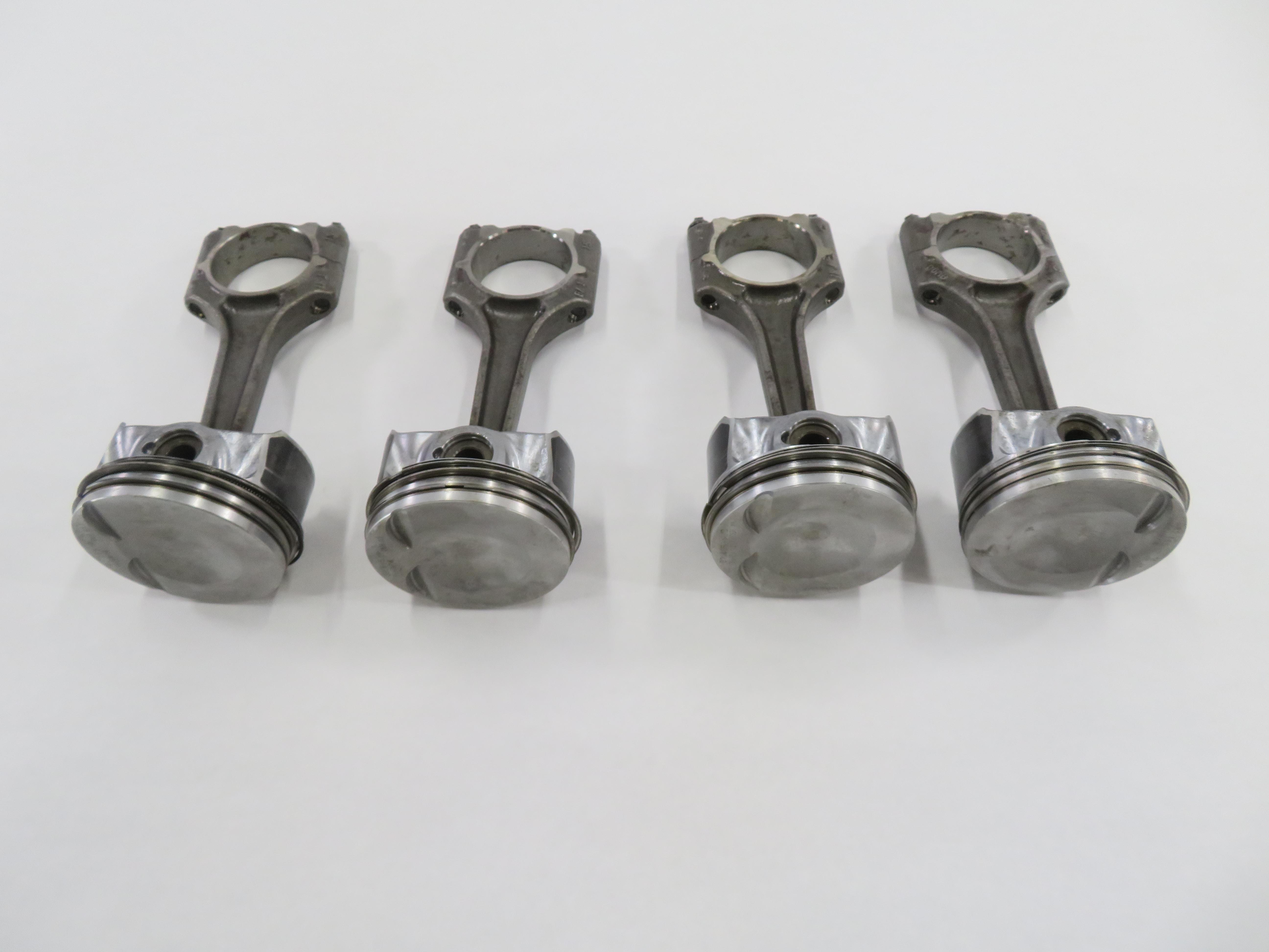 2009-2011 AUDI A4 A5 Q5 (B8 8K 8T 8R) 2.0L CAEB TURBO ENGINE PISTON SET-4 — exact item pictured