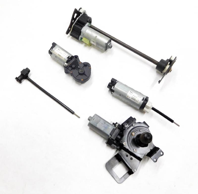2010 LAND ROVER LR4 RIGHT FRONT PASSENGER SEAT POWER ADJUST MOTOR SET (4) — exact item pictured