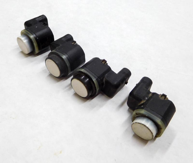 2011 BMW 750i (F01) REAR PDC PARK DISTANCE DRIVER ASSIST SENSOR SET/4 (WHITE) — exact item pictured