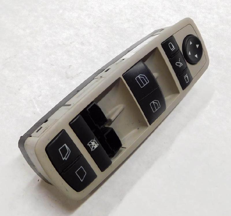 07-13 MB GL320 GL450 R320 R350 (W251 W164 X164) LEFT FRONT P-FOLD WINDOW SWITCH — exact item pictured