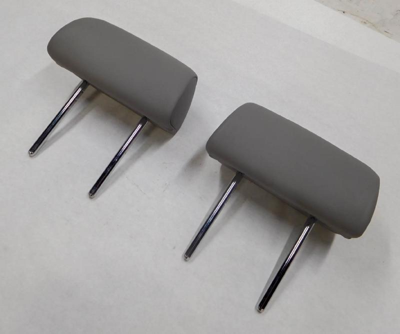 2009 BMW X5 (E70) REAR 2nd ROW LEFT & RIGHT OUTER HEADREST SET/2 (GRAY LEATHER) — exact item pictured