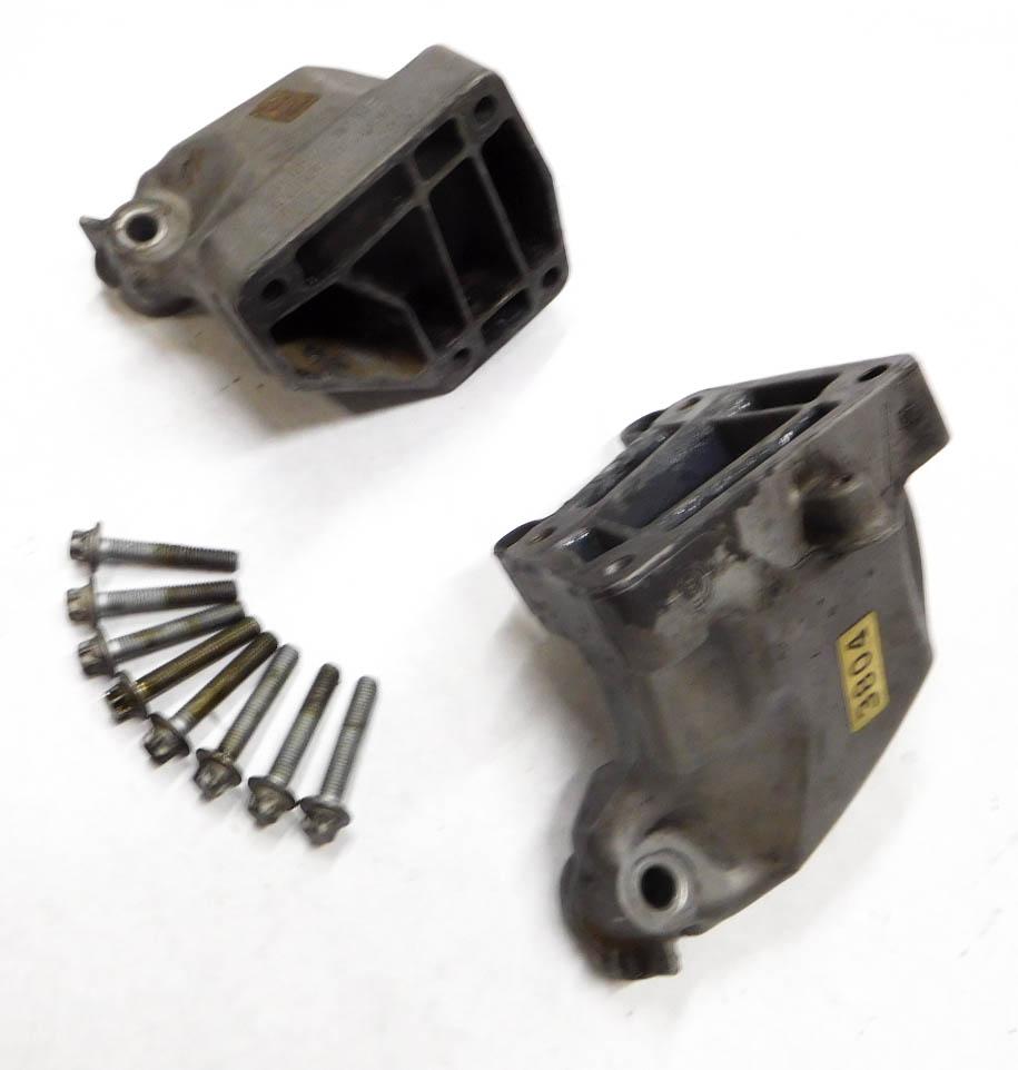 2009 MB GL320 (X164) 3.0L OM642 DIESEL LEFT & RIGHT MOTOR MOUNT BRACKET SET (2) — exact item pictured