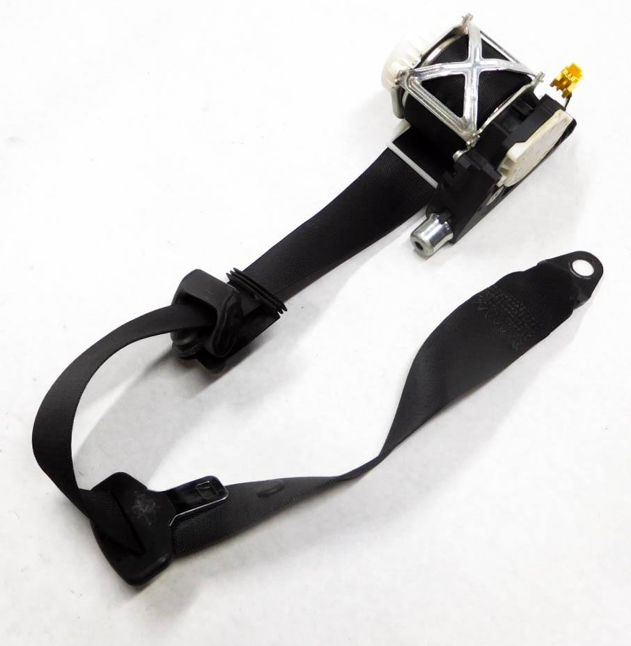 2009 MB GL320 (X164) LEFT REAR 2nd SECOND ROW SEATBELT BUCKLE RETRACTOR (BLACK) — exact item pictured