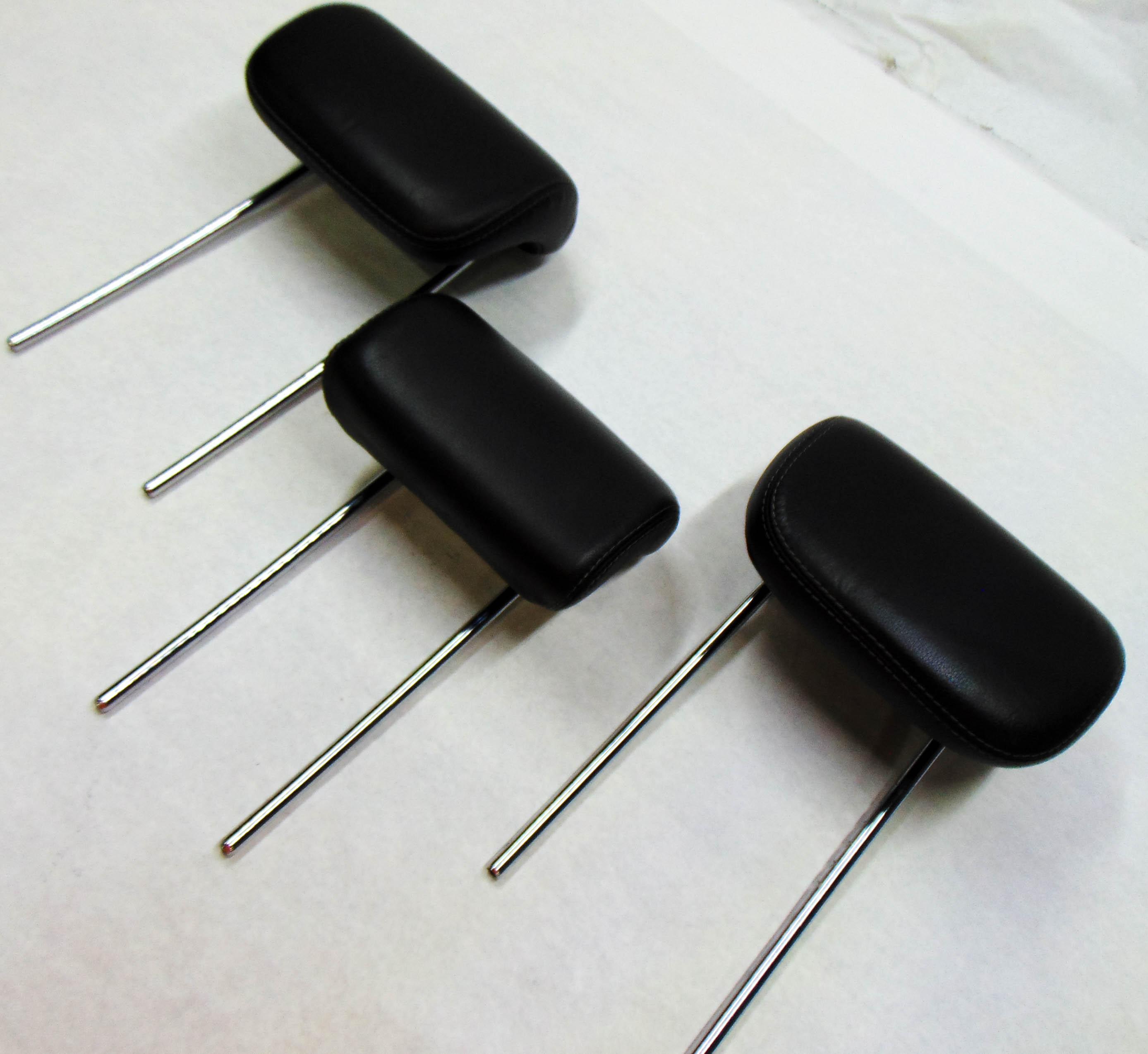 2008 MB GL550 (X164) REAR (2nd SECOND ROW) HEADREST SET-3 (BLACK LEATHER) — exact item pictured