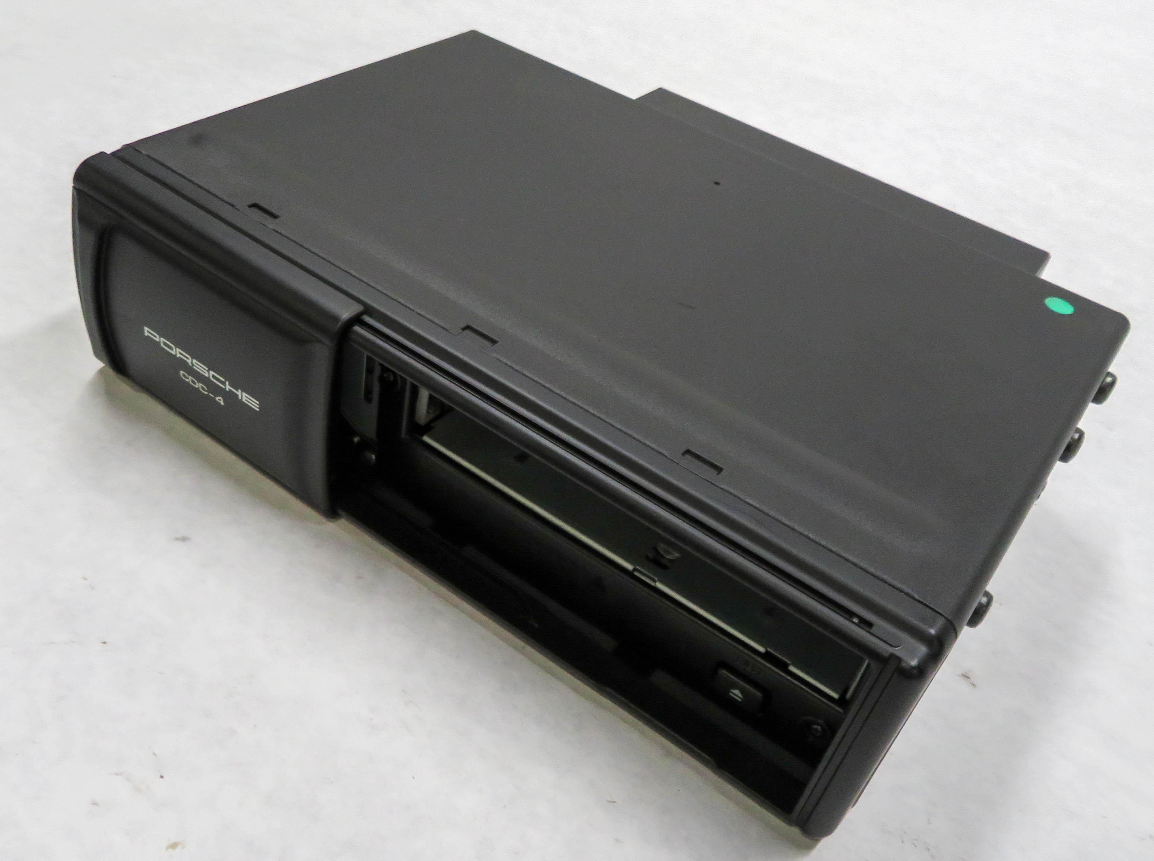 03-05 PORSCHE BOXSTER 911 CAYENNE (955) - RADIO STEREO 6-DISC CD CHANGER w/o MAG — exact item pictured