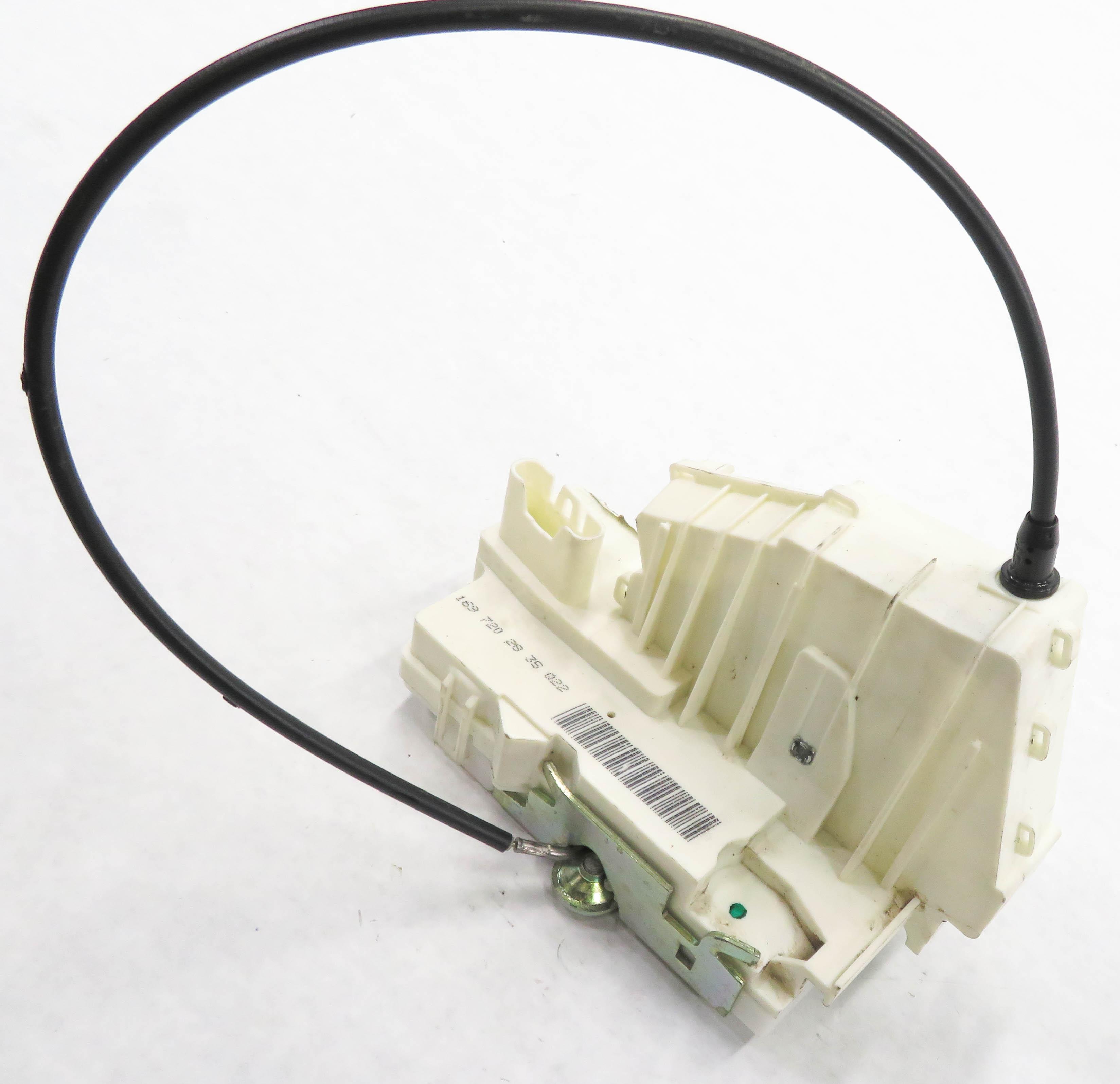 07-12 MB GL320 GL350 GL450 GL550 ML320 ML350 - RIGHT FRONT KEYLESS GO DOOR LATCH — exact item pictured