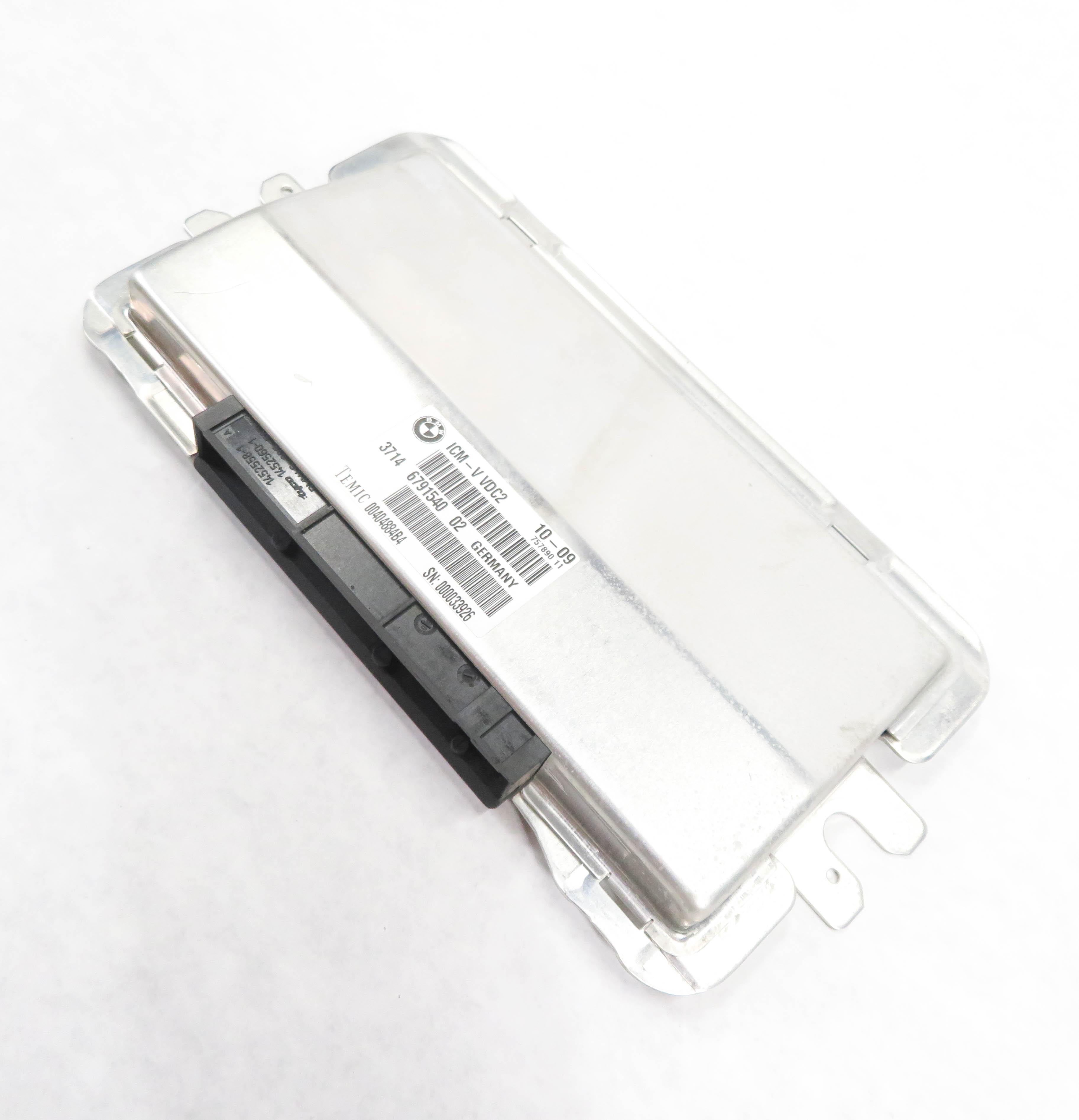 10-15 BMW 528i 535i 550i 740i 750i (F01 F10) REAR SUSPENSION VDC CONTROL MODULE — exact item pictured