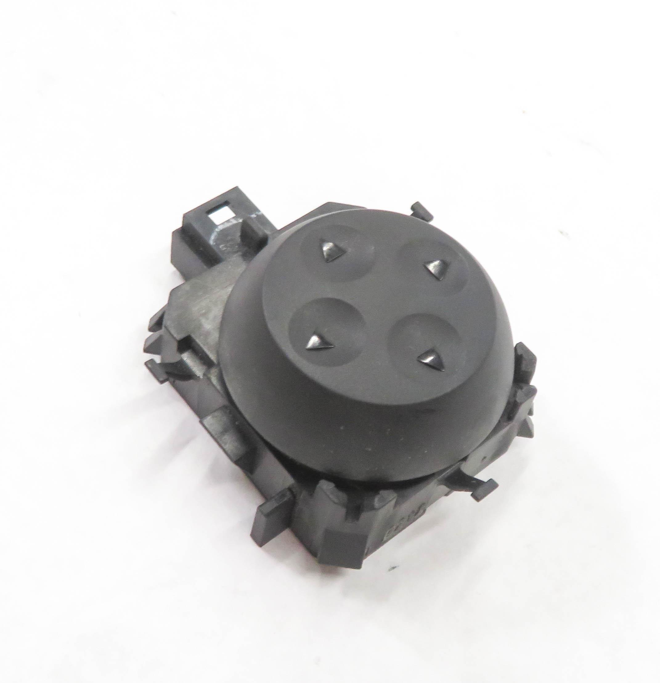 2011 MB ML350 (W164) LEFT FRONT DRIVER SEAT LUMBAR ADJUST CONTROL SWITCH BUTTON — exact item pictured