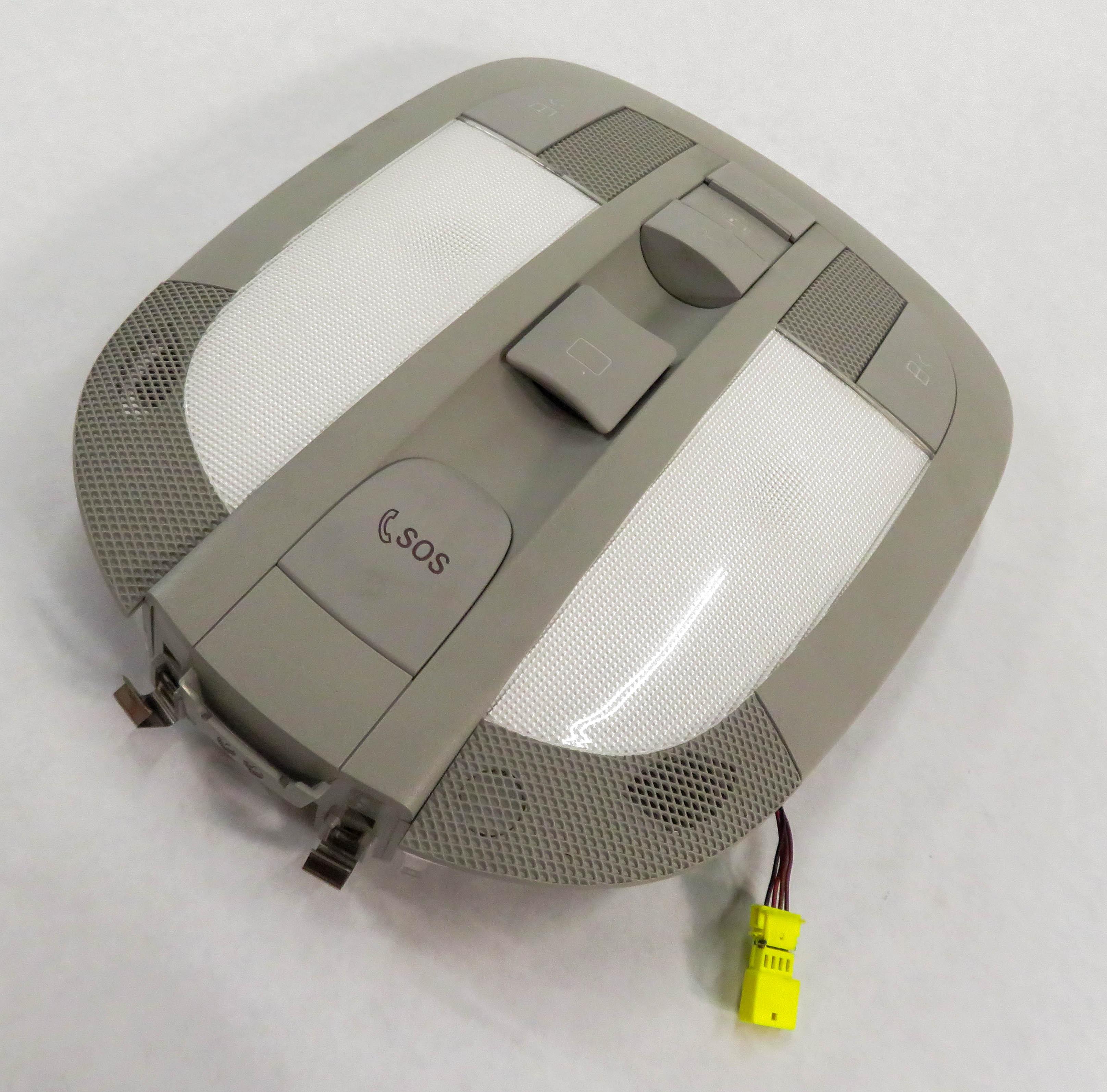 07 MERCEDES BENZ GL450 (X164) FRONT MAP READING COURTESY DOME LIGHT LAMP (GRAY) — exact item pictured
