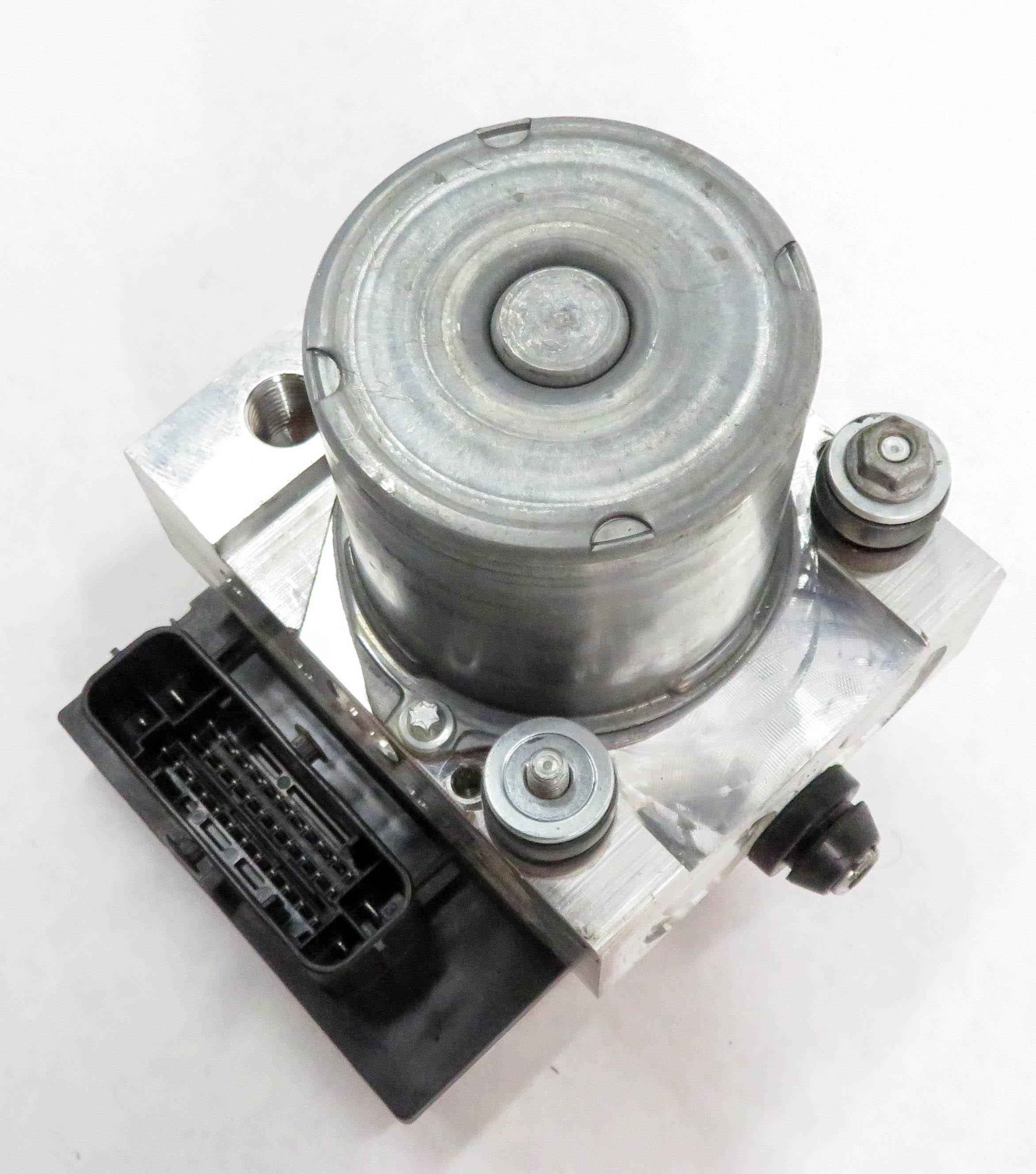 2015 LAND ROVER LR4 - 3.0L SUPERCHARGED ABS ANTI LOCK BRAKE PUMP w/ MODULE — exact item pictured