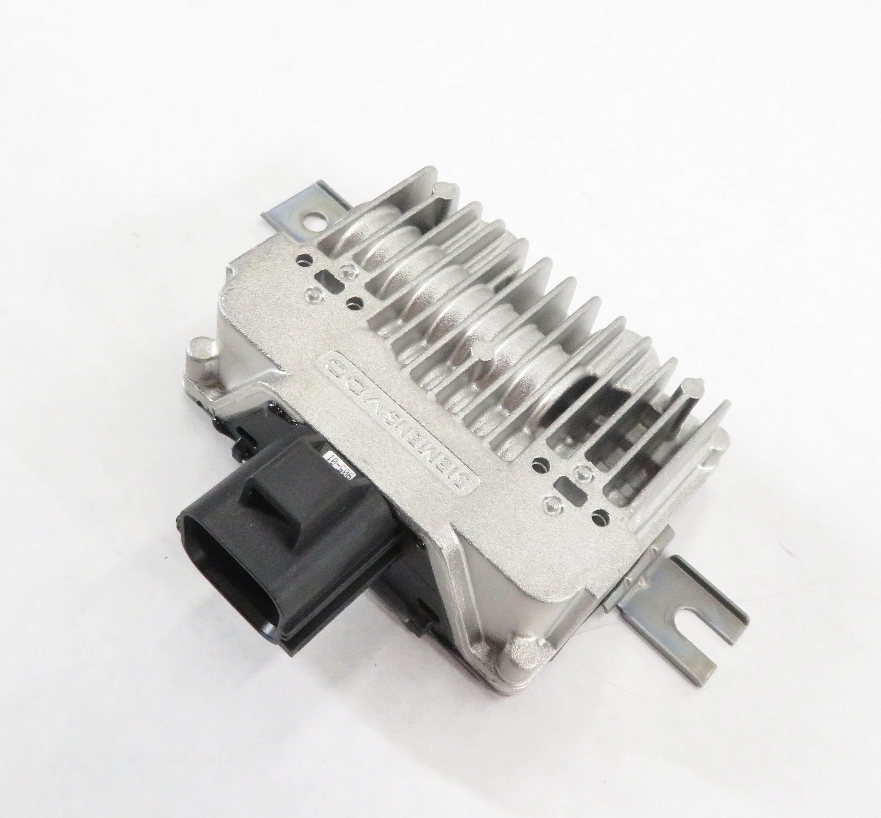 2010-2015 RANGE ROVER SPORT EVOQUE LR2 LR4 (FF/F4 L320) FUEL PUMP CONTROL MODULE — exact item pictured