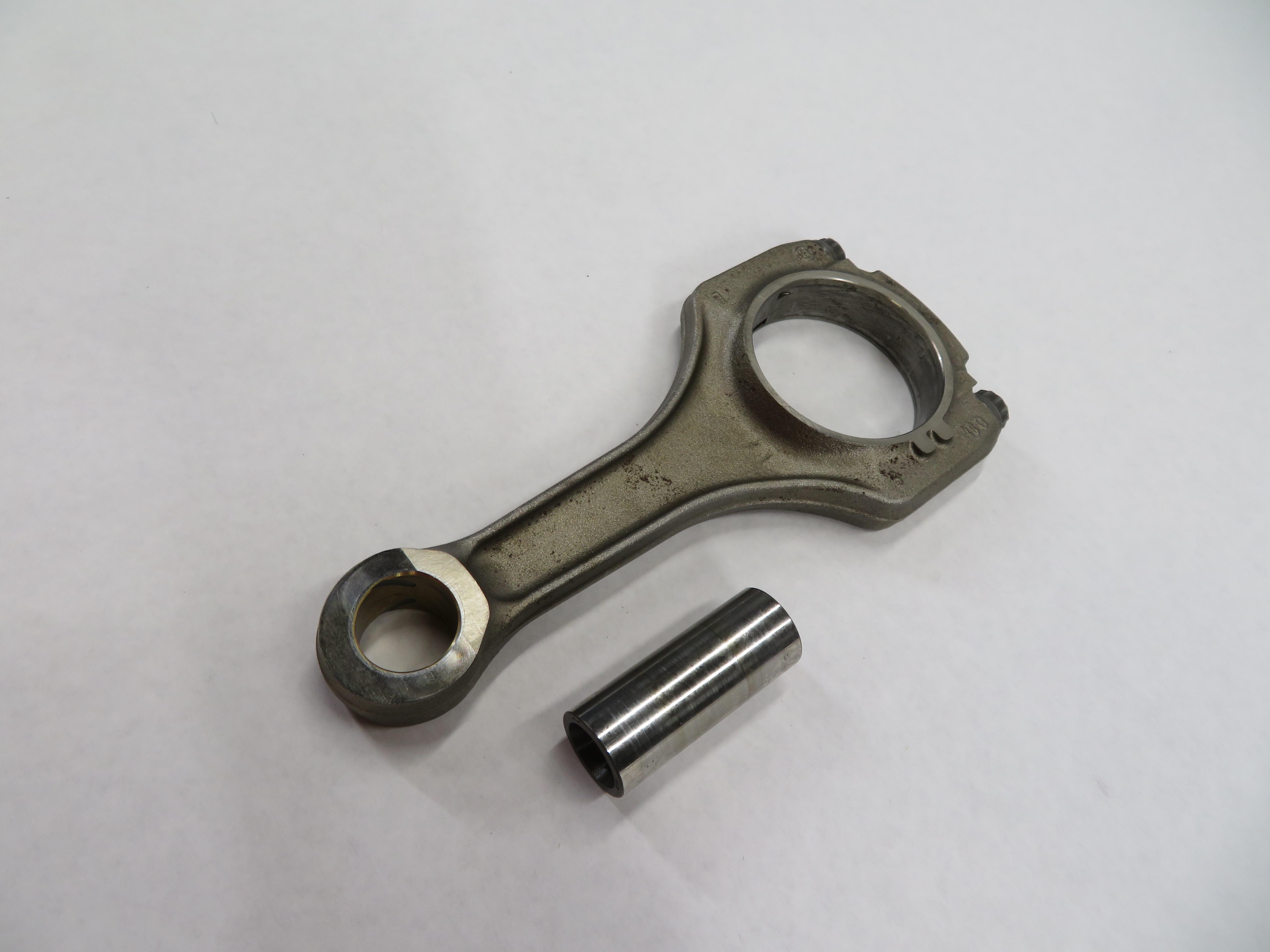 2006-2010 BMW M3 M5 M6 (E90 E91 E92 E93 E60 E63 E64) 4.0L S65 CONNECTING ROD — exact item pictured