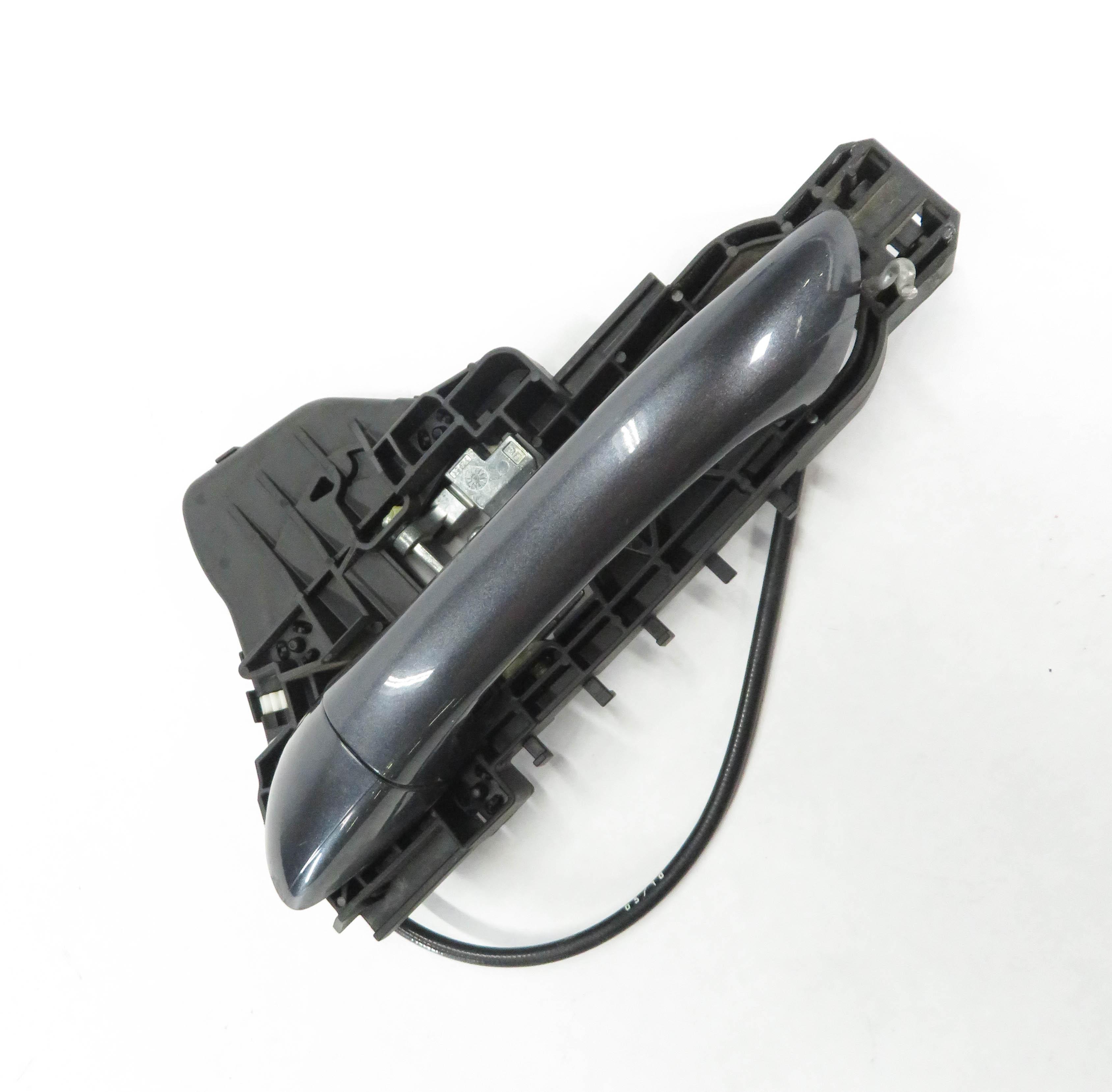 2010 MERCEDES BENZ ML350 (W164) LEFT REAR EXTERIOR DOOR HANDLE (TENORITE GRAY) — exact item pictured
