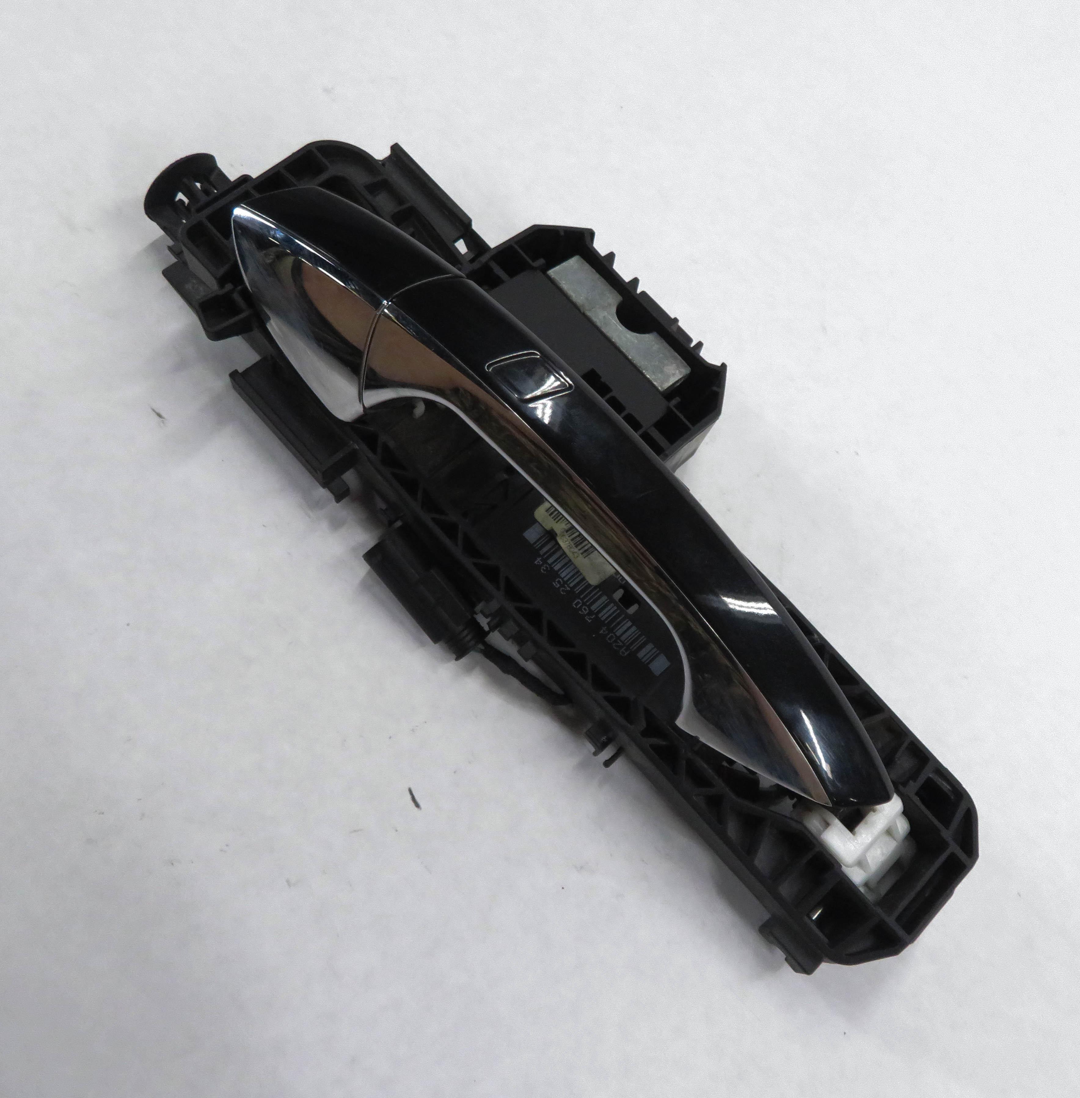 2008-2015 MB C230 C250 C300 C350 (W204) LEFT REAR DOOR HANDLE (BLACK / CHROME) — exact item pictured