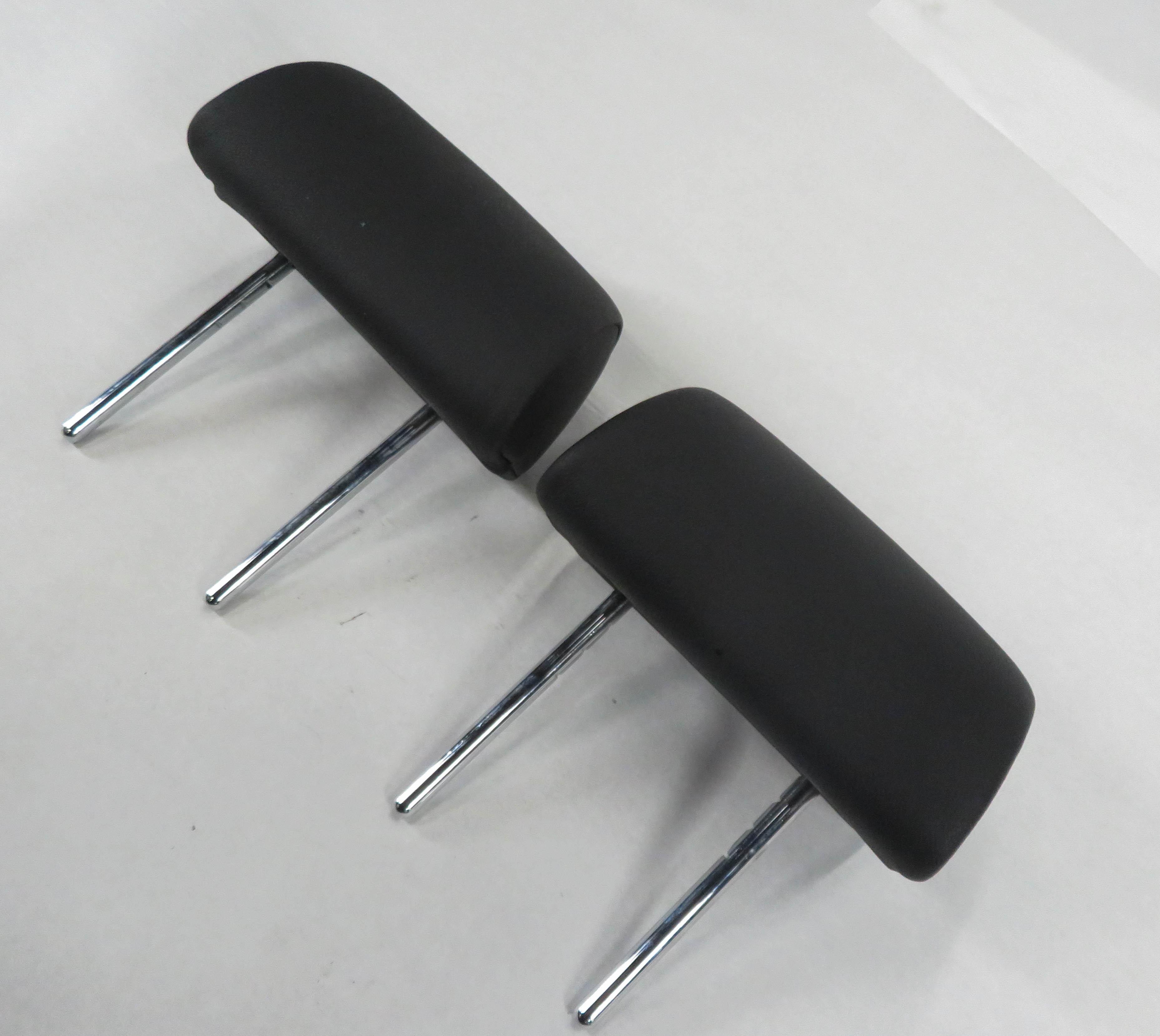 2009 BMW X5 (E70) L&R REAR 2nd SECOND ROW (BLACK LEATHER) HEADREST SET-2 — exact item pictured
