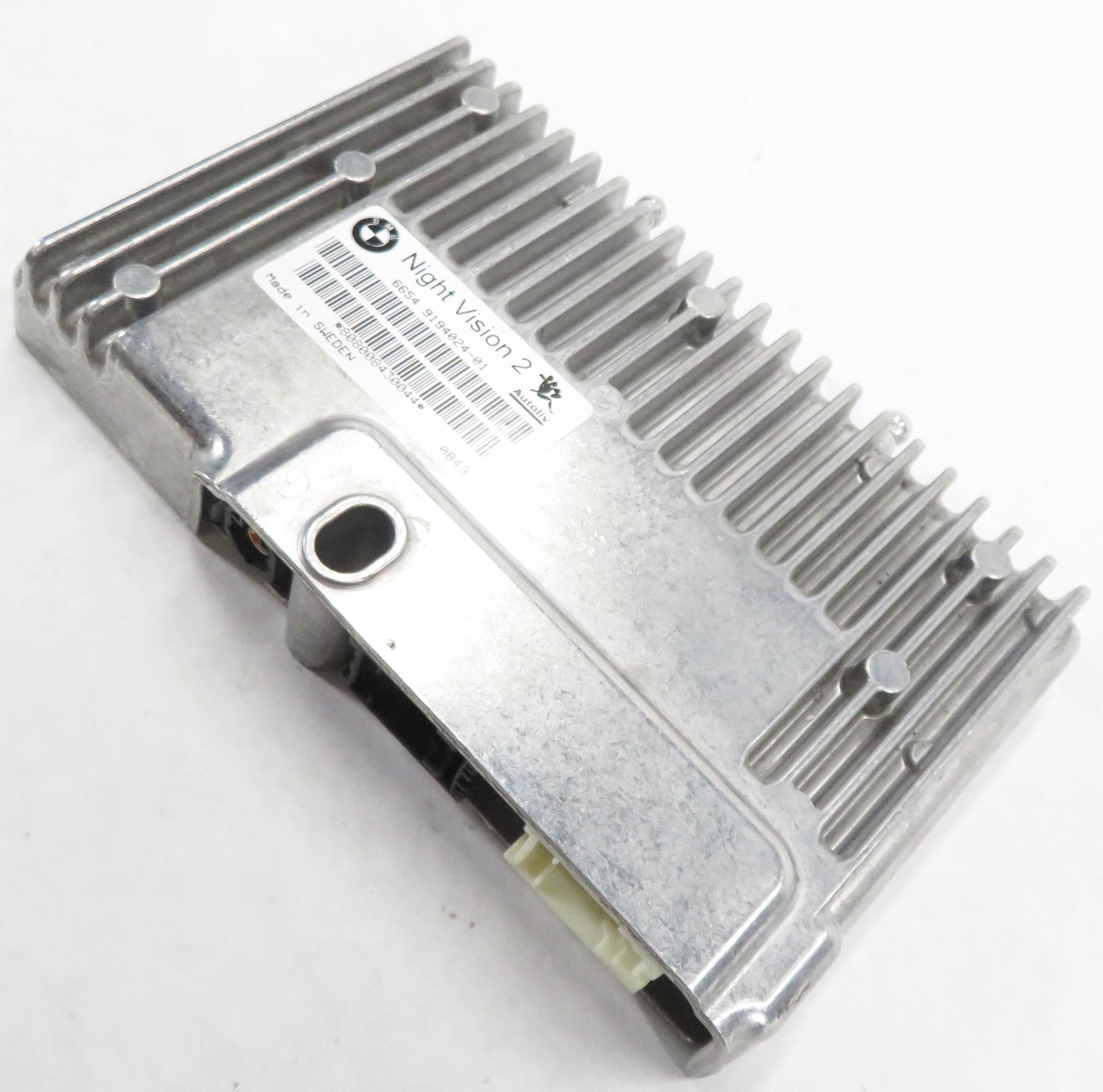 2009-2011 BMW 528i 535i 550i 740i 750i 760i (F01 F10) NIGHT VISION CAMERA MODULE — exact item pictured