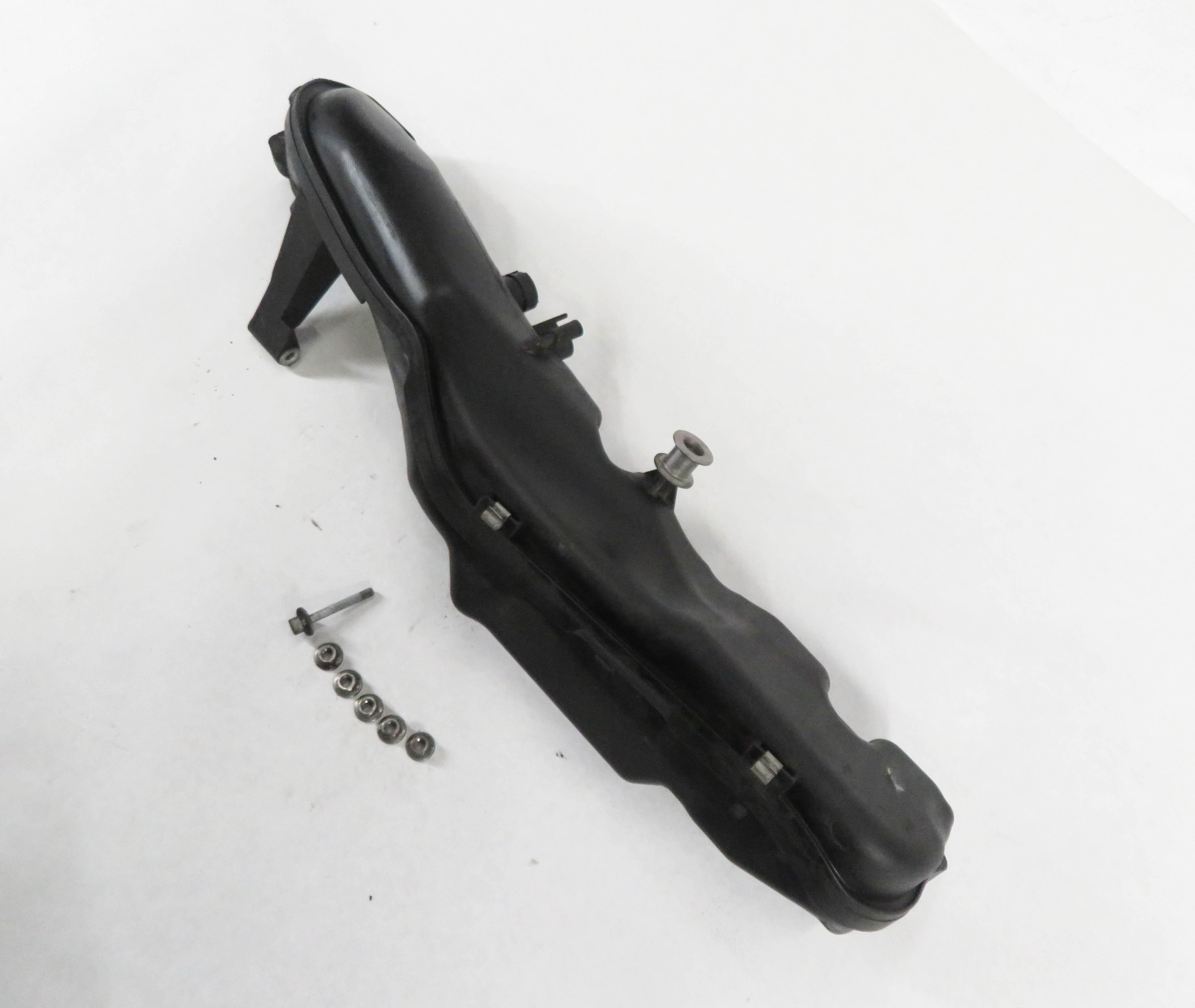 08-14 BMW 550i 650i 750i X5 X6 (F01 F10 E70 E71) 4.4L TWIN TURBO LEFT MANIFOLD — exact item pictured