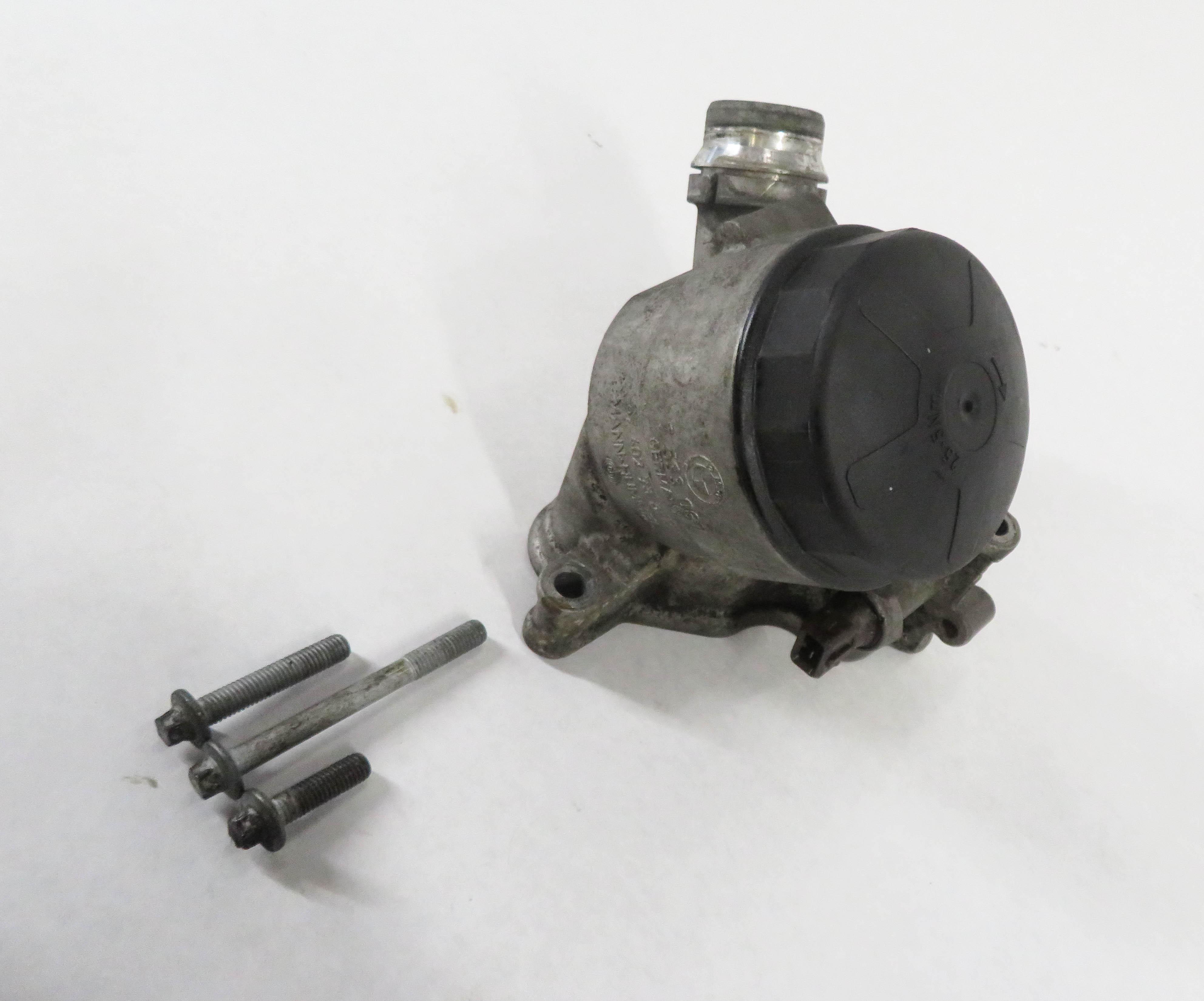 2009 BMW 335i (E90) 3.0T N54 TWIN TURBO ENGINE MOTOR OIL FLUID FILTER HOUSING — exact item pictured