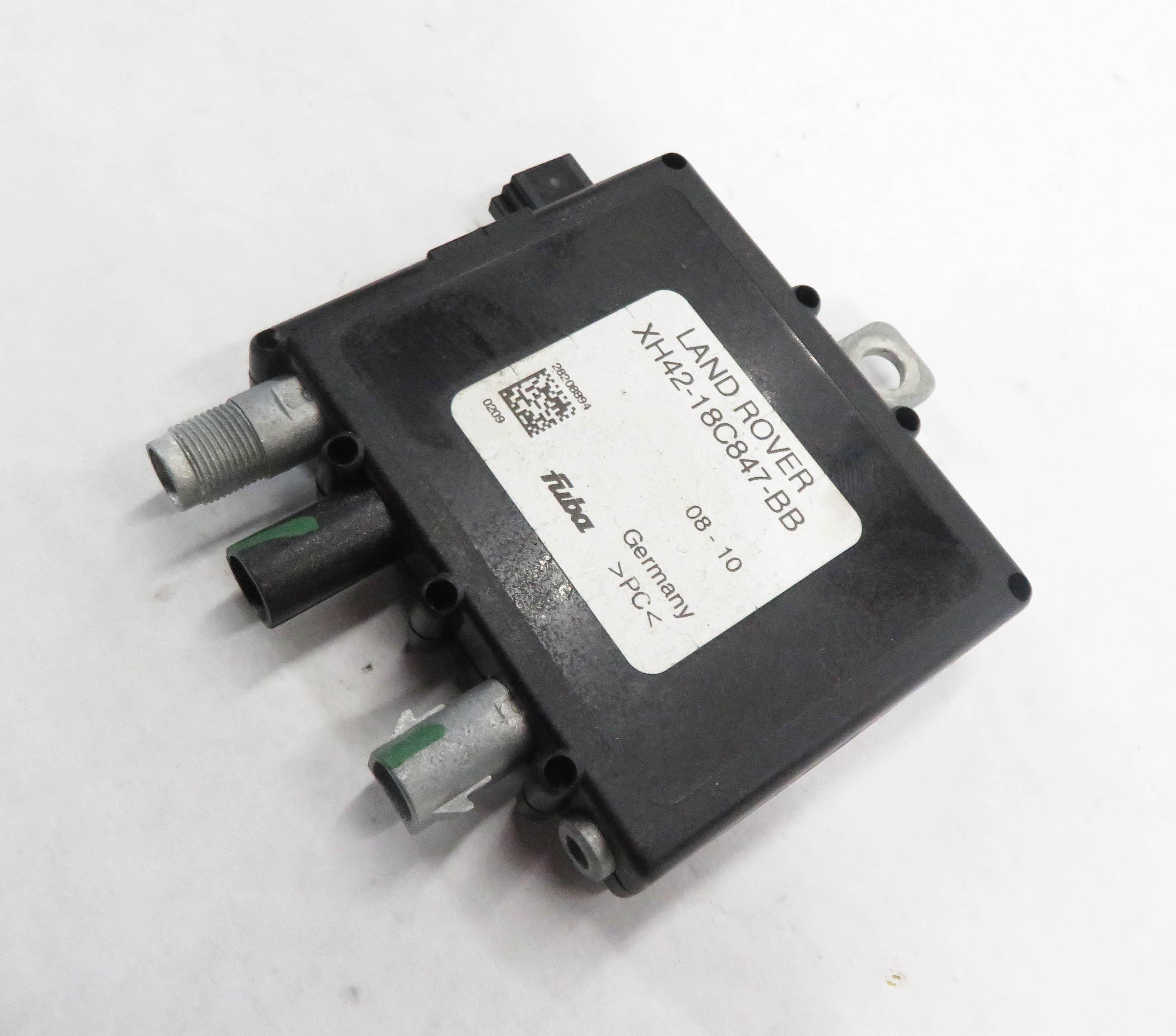 2011 RANGE ROVER (L322) ANTENNA AMPLIFIER MODULE — exact item pictured