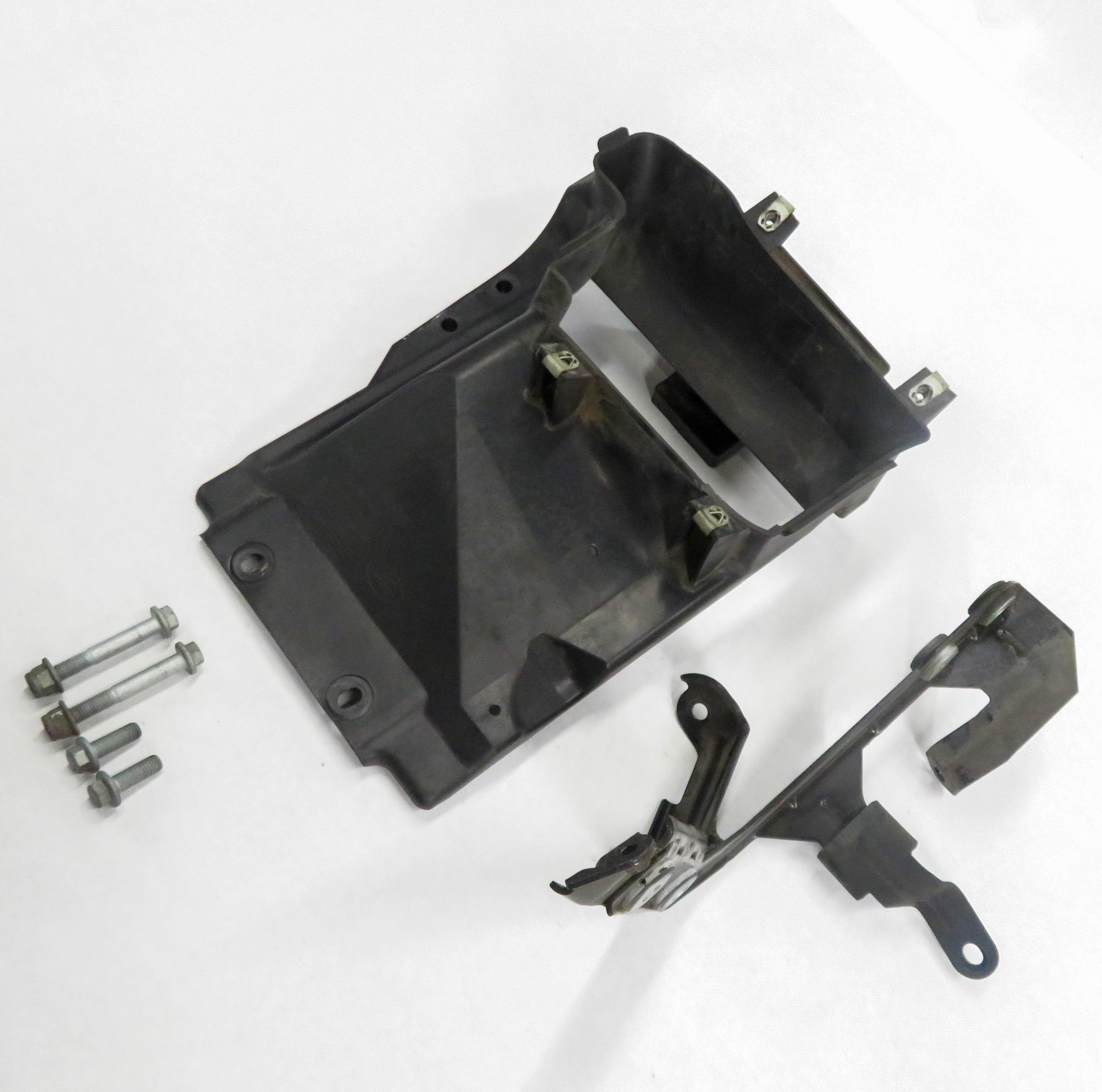 2011 RANGE ROVER (L322) 5.0L SUPERCHARGED - SECONDARY AUXILIARY RADIATOR SHROUD — exact item pictured