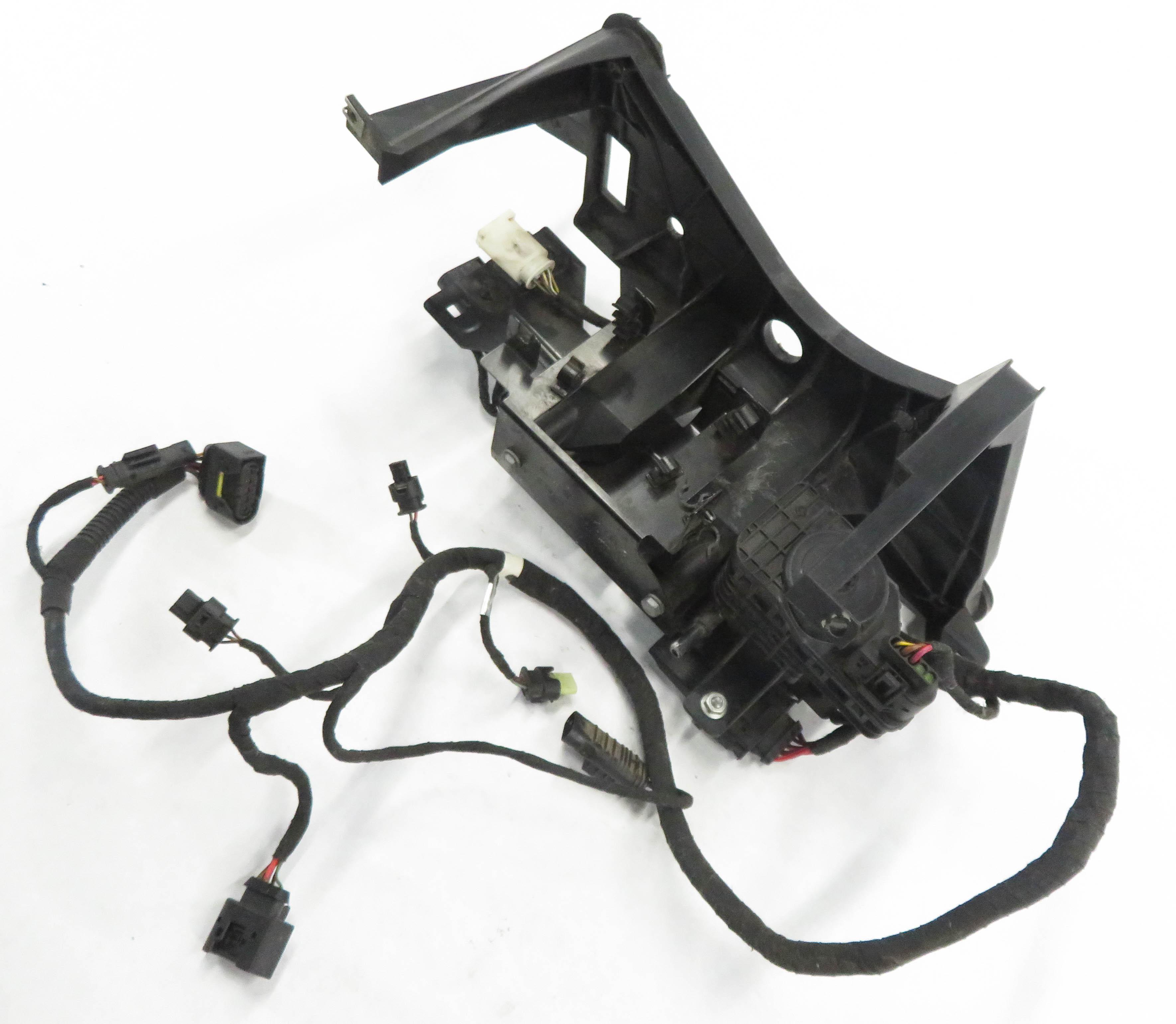2009 BMW 335i (E90) 3.0L M57Y DIESEL ENGINE FUEL FLUID TRANSFER PUMP w/ HARNESS — exact item pictured