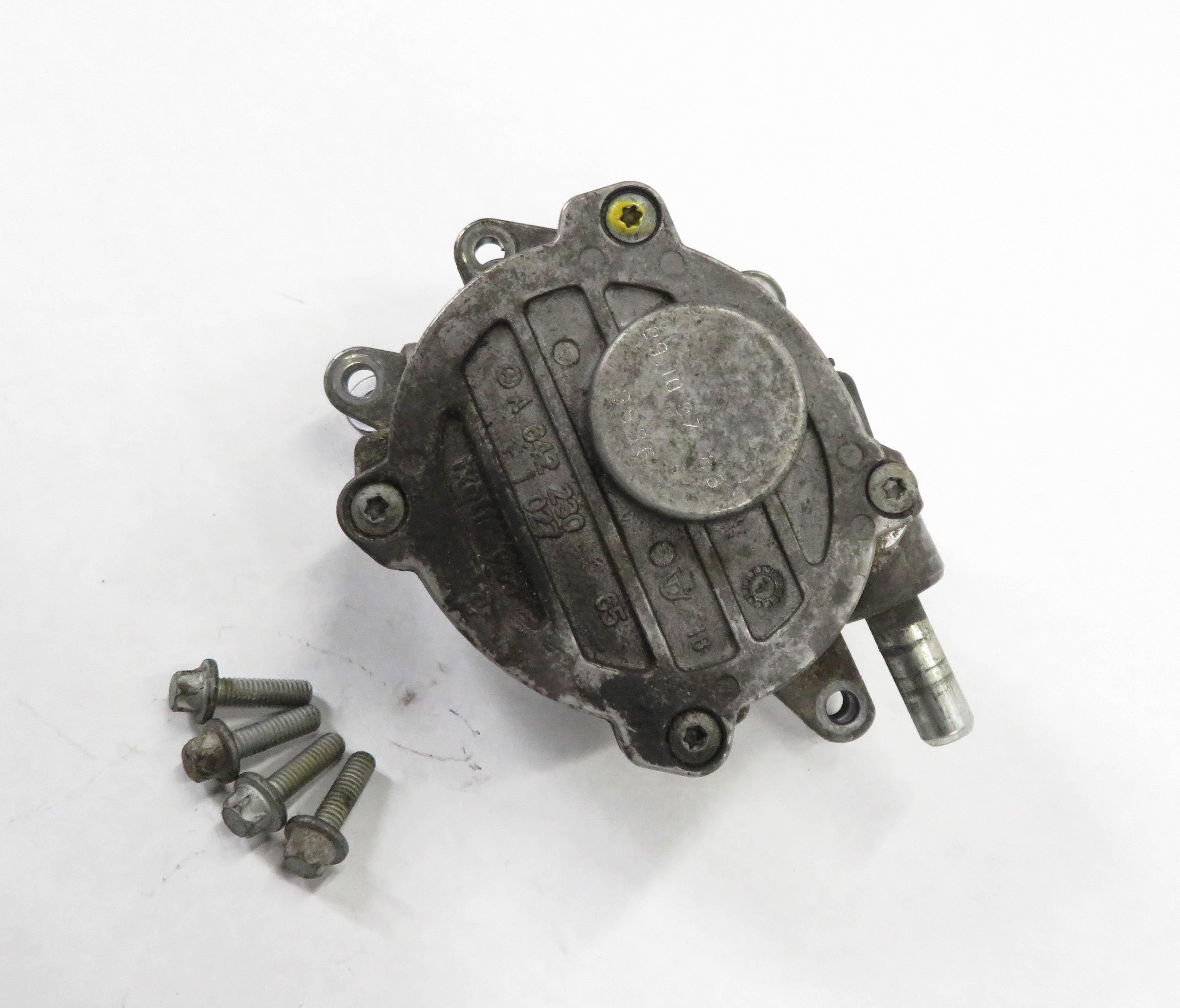 08-13 MB E320 E350 GL320 GL350 ML320 ML350 R350 3.0L OM642 DIESEL VACUUM PUMP — exact item pictured