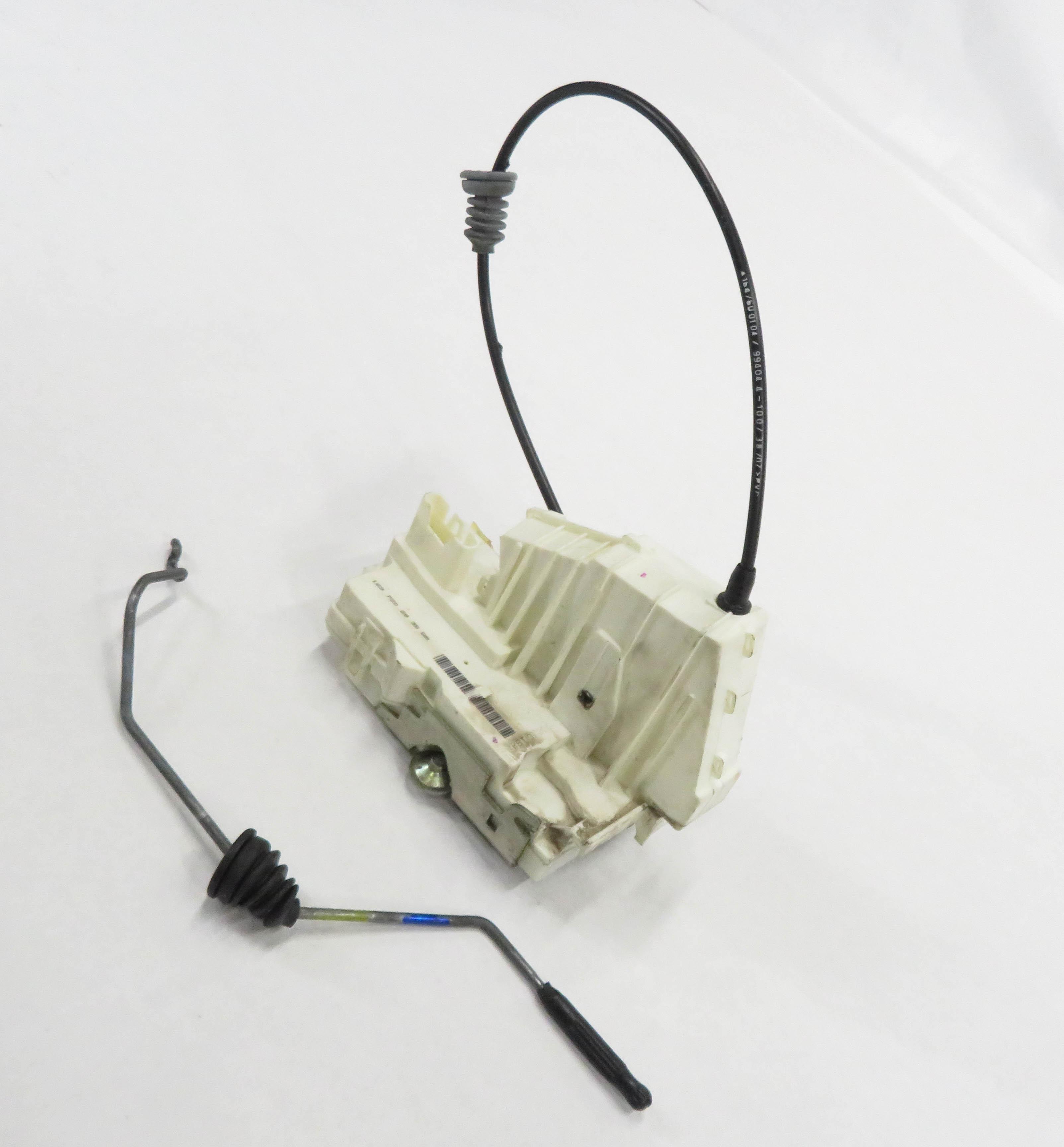 06-12 MB GL320 GL 450 GL550 GL350 ML500 ML350 ML320 RIGHT FRONT DOOR LOCK LATCH — exact item pictured