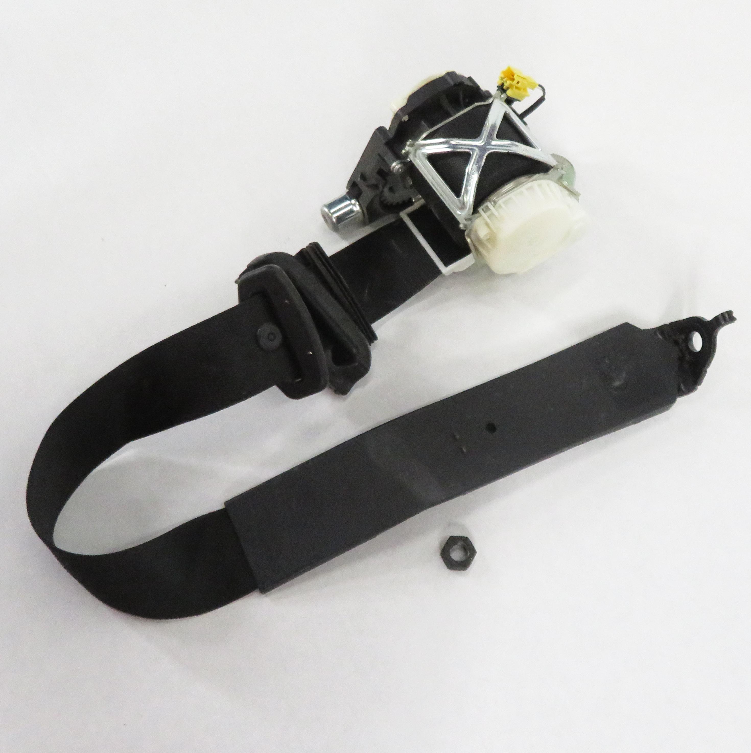 2009 MERCEDES BENZ GL550 (X164) LEFT REAR 3rd ROW - SEATBELT RETRACTOR (BLACK) — exact item pictured