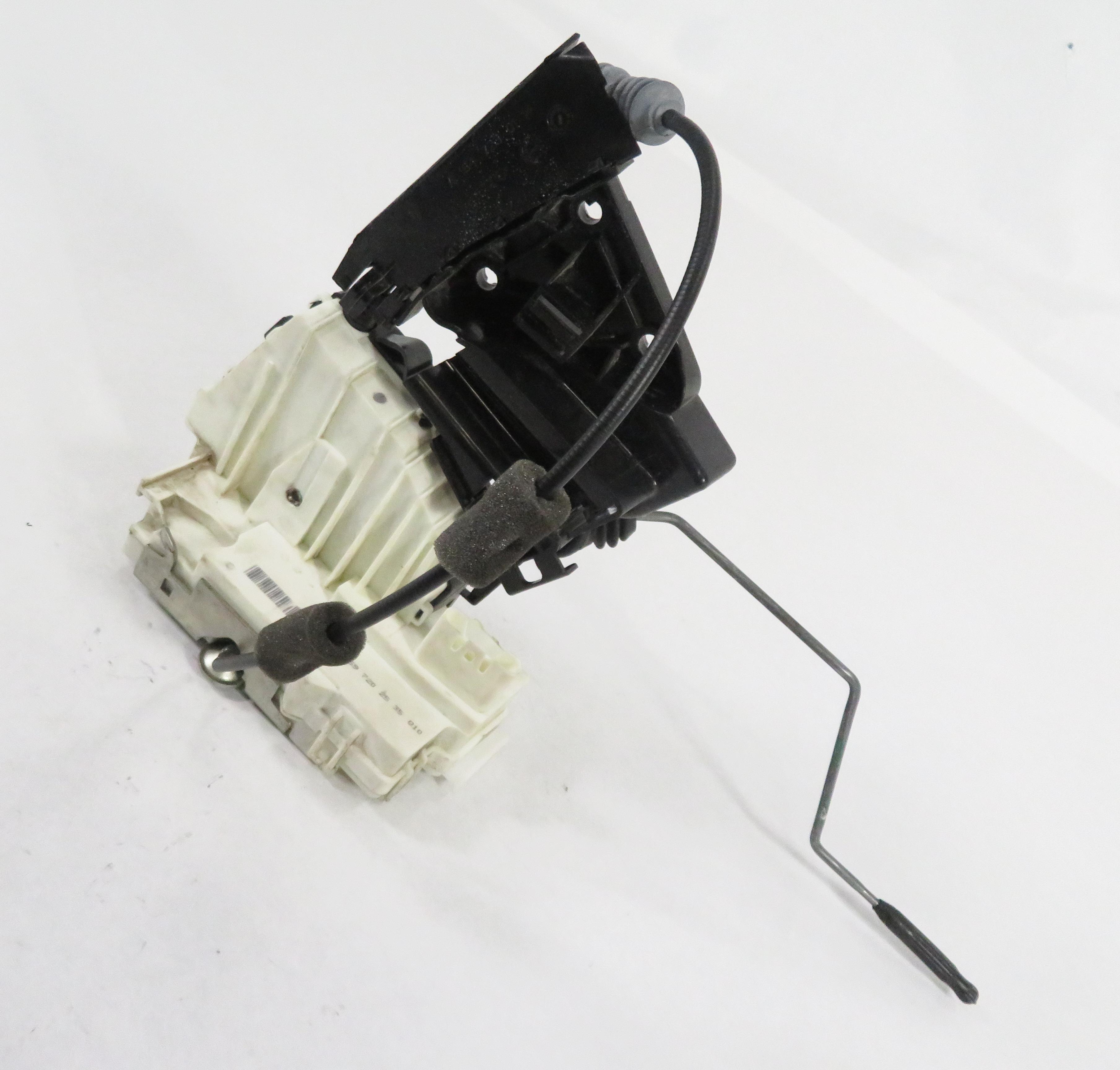 06-12 MB GL320 GL 450 GL550 GL350 ML500 ML350 ML320 LEFT FRONT DOOR LOCK LATCH — exact item pictured