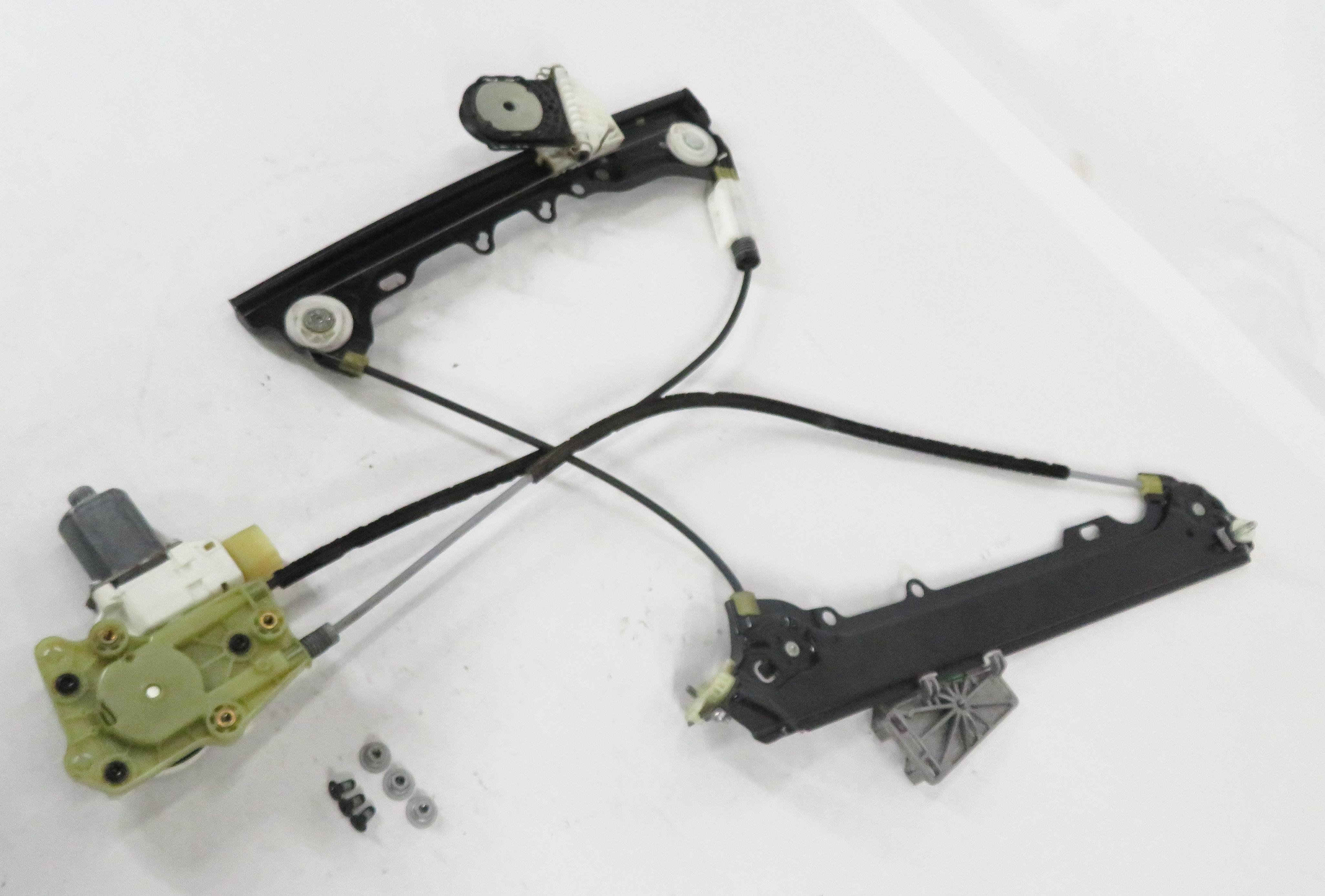 2009-2016 BMW Z4 (E89) RIGHT PASSENGER SIDE DOOR POWER WINDOW REGULATOR w/ MOTOR — exact item pictured