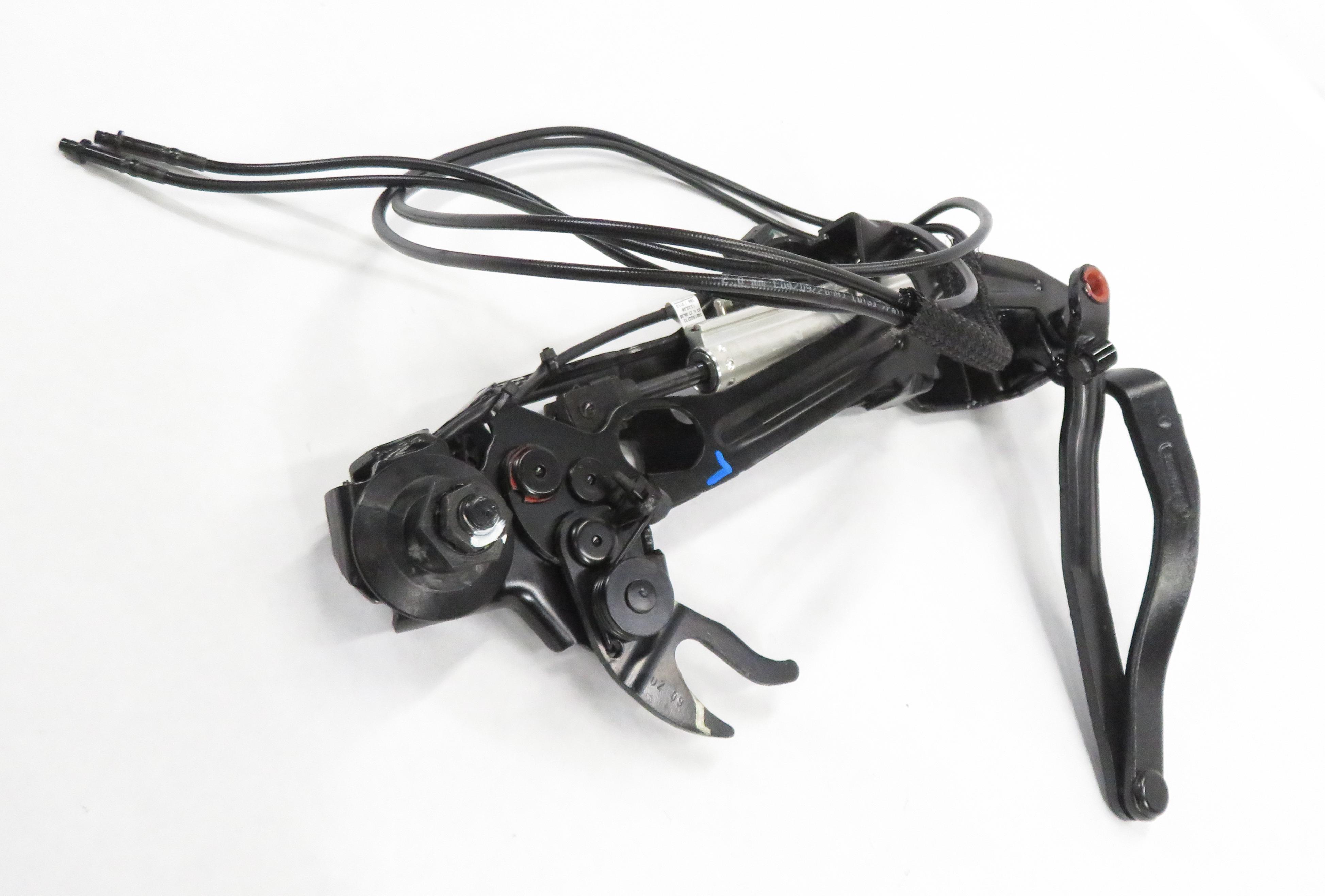 2009 BMW Z4 (E89) ROADSTER - LEFT CONVERTIBLE TOP HINGE MECHANISM w/ RAM — exact item pictured