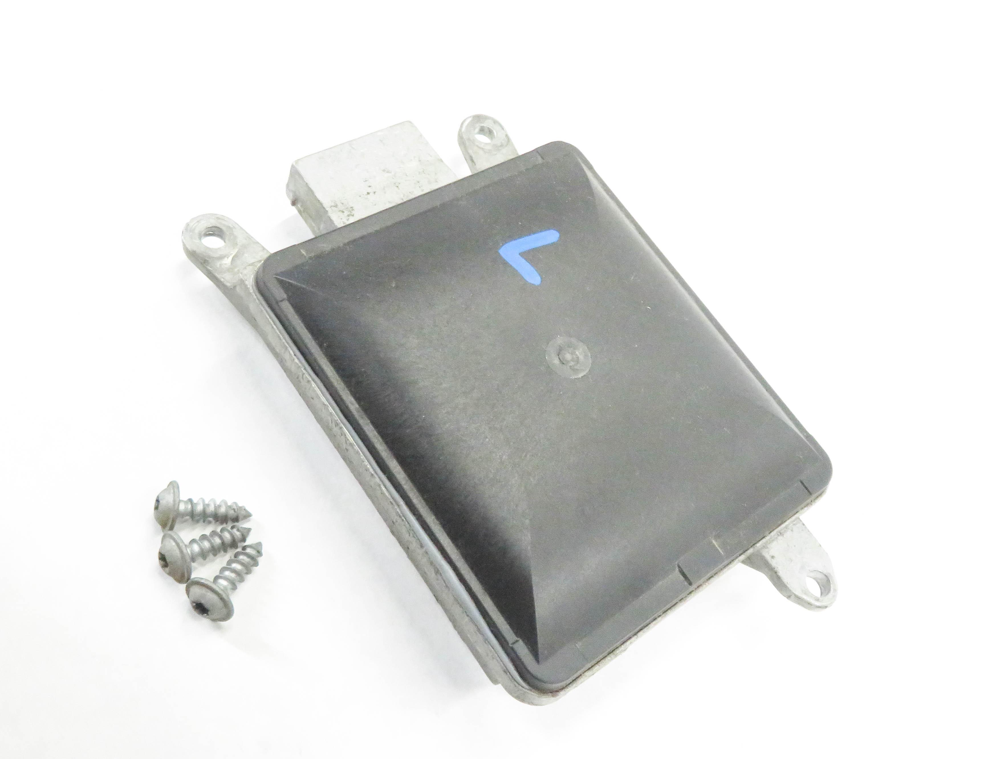 2011 BMW ACTIVE HYBRID 7 (F04) LEFT REAR LANE CHANGE DEPARTURE MODULE (SLAVE) — exact item pictured