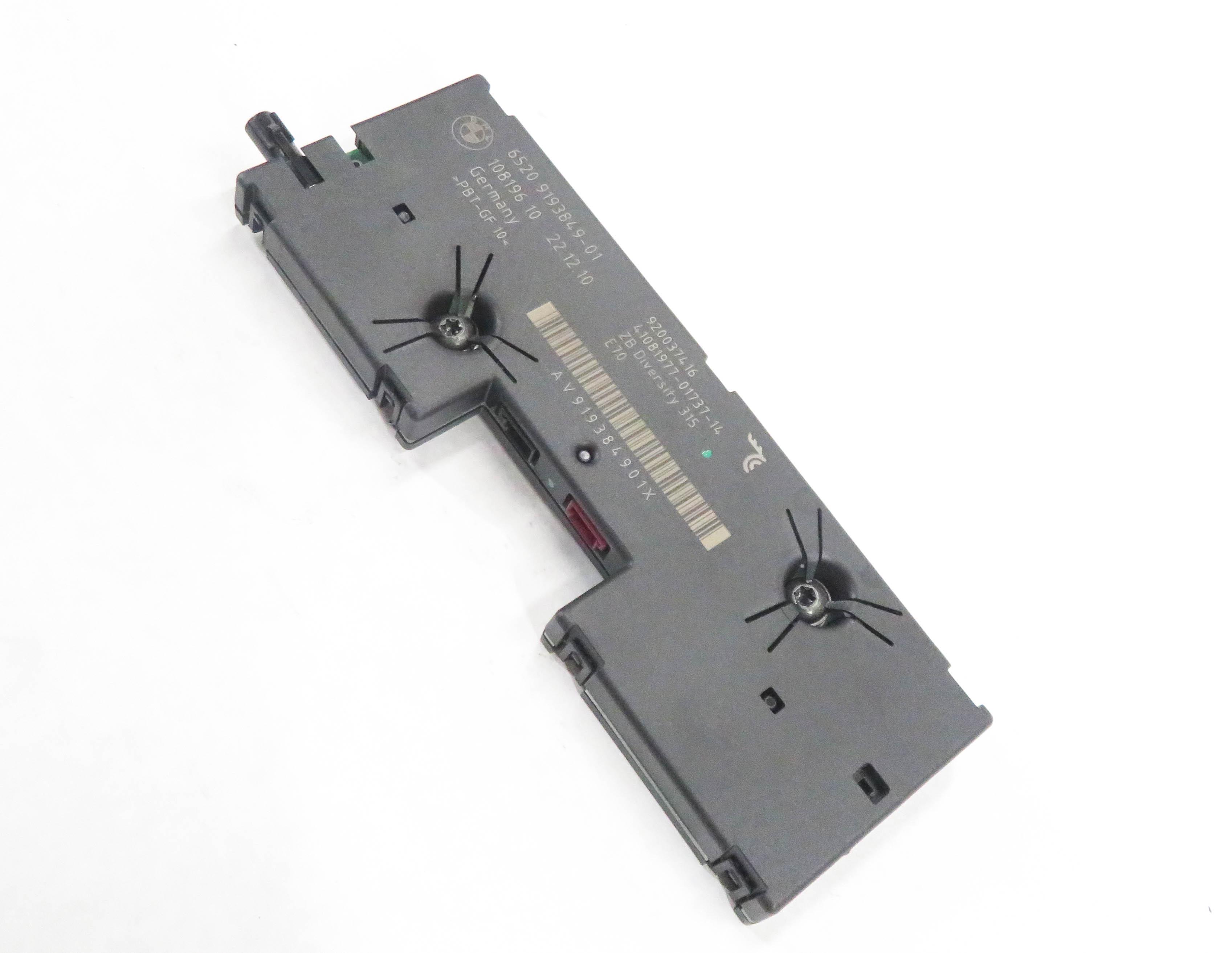 2011 BMW X5 (E70) RADIO STEREO ANTENNA DIVERSITY AMP AMPLIFIER MODULE — exact item pictured