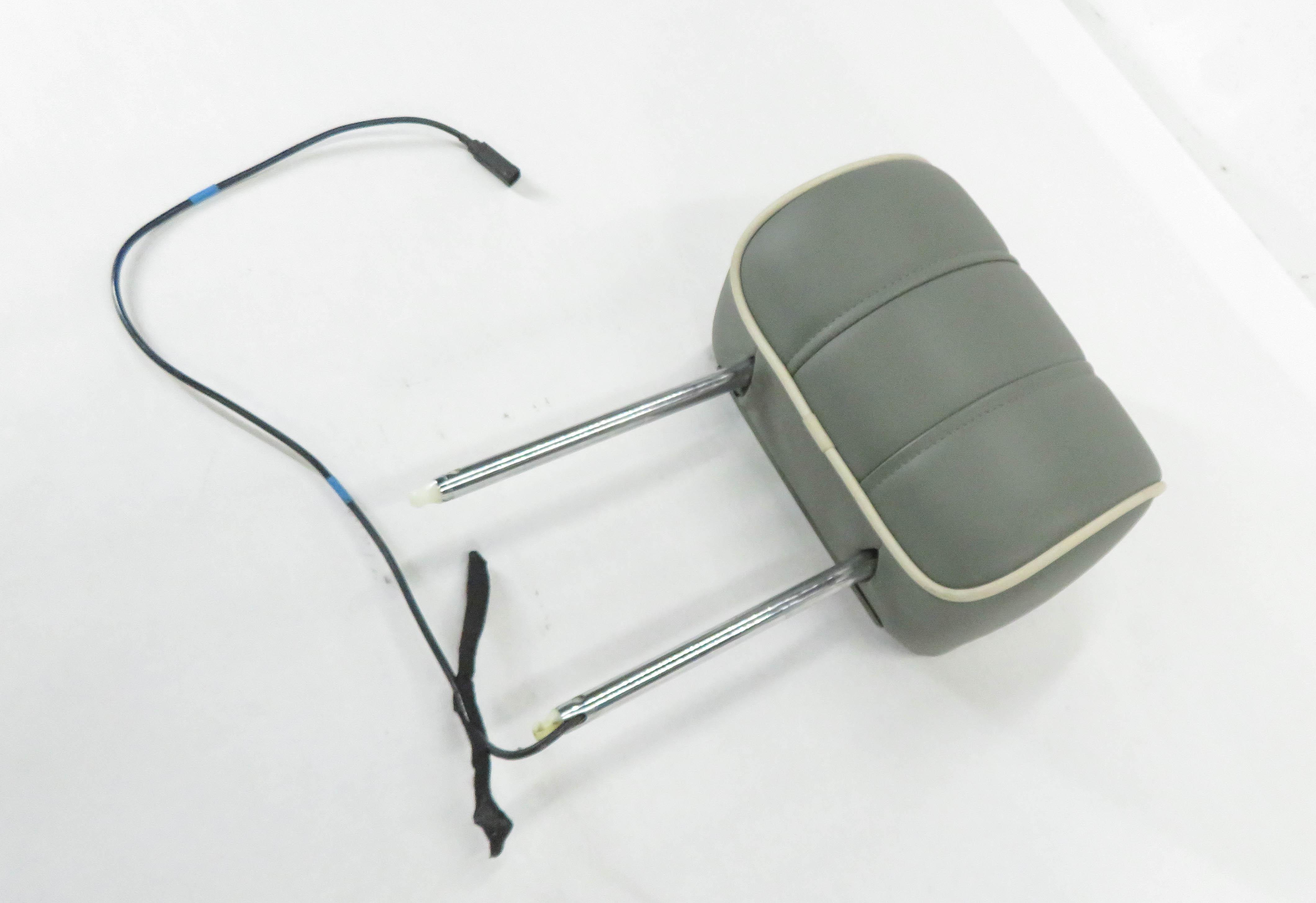 2006 RANGE ROVER (L322) RIGHT PASSENGER HEADREST w/ SCREEN (OXFORD LEATHER) — exact item pictured