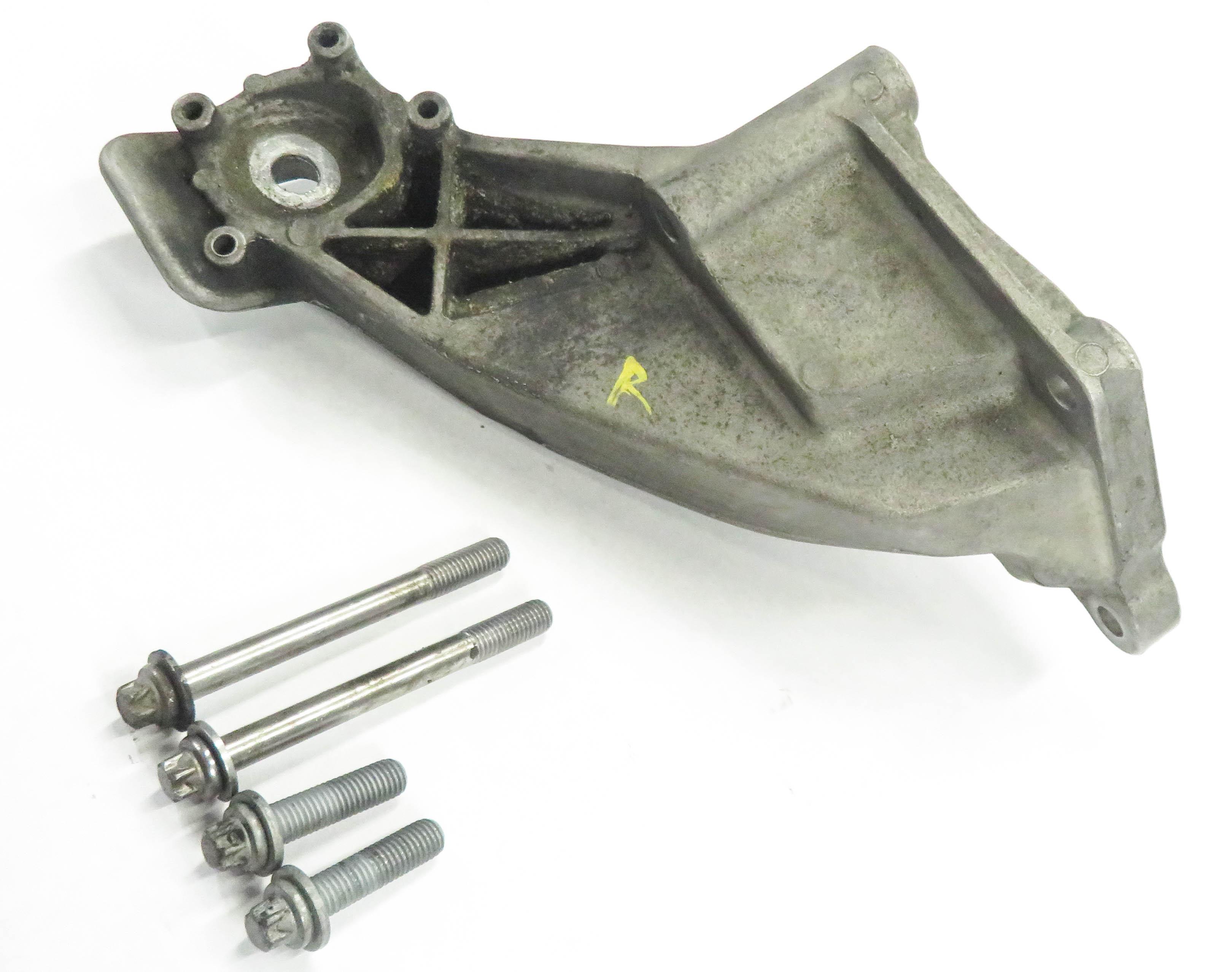 2011 BMW X5 (E70) 4.4L N63 - RIGHT PASSENGER ENGINE MOTOR MOUNT BRACKET — exact item pictured
