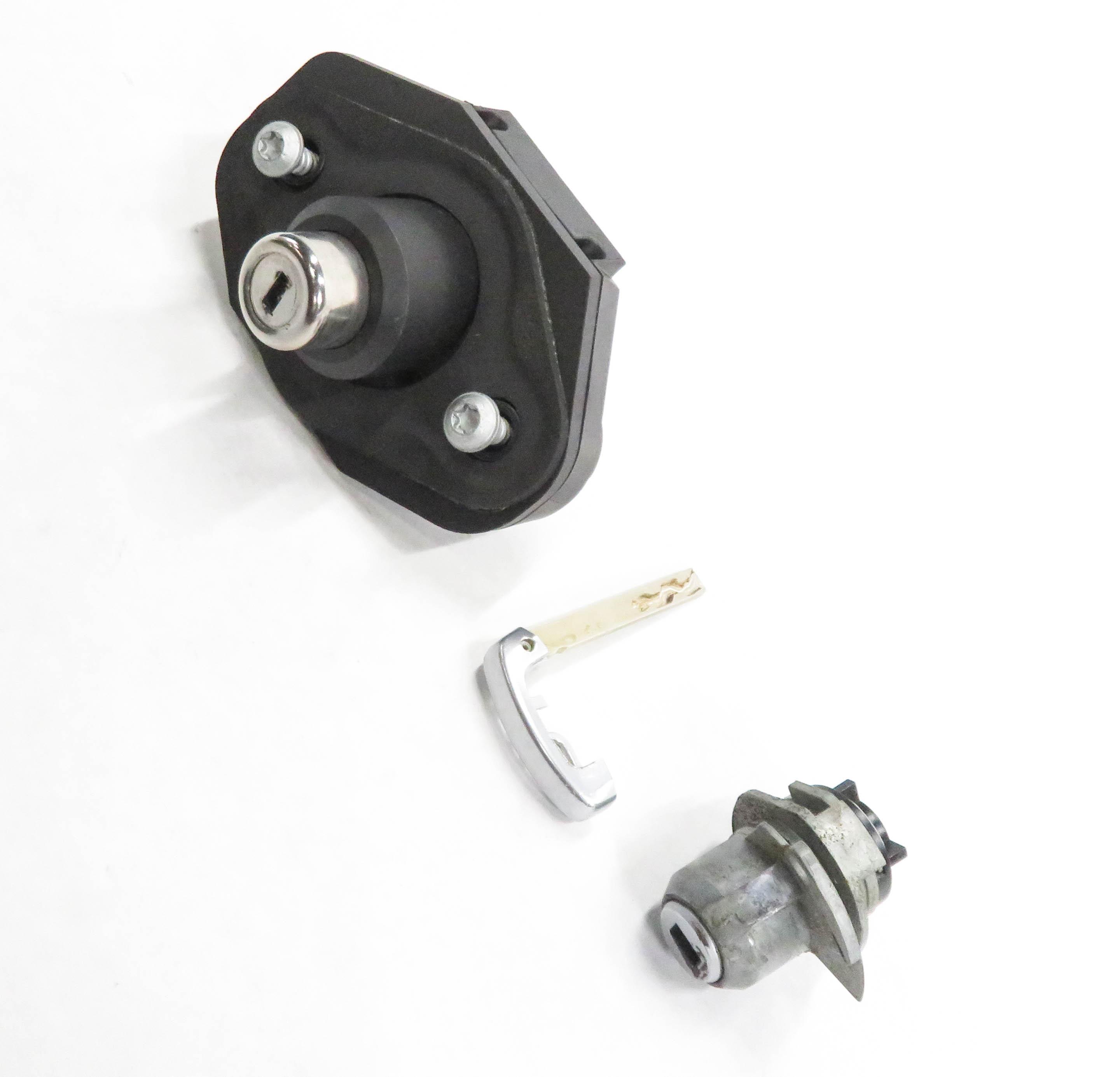 2011 BMW 750i (F01) DRIVER DOOR HANDLE / TRUNK LOCK CYLINDER & KEY SET-3 — exact item pictured