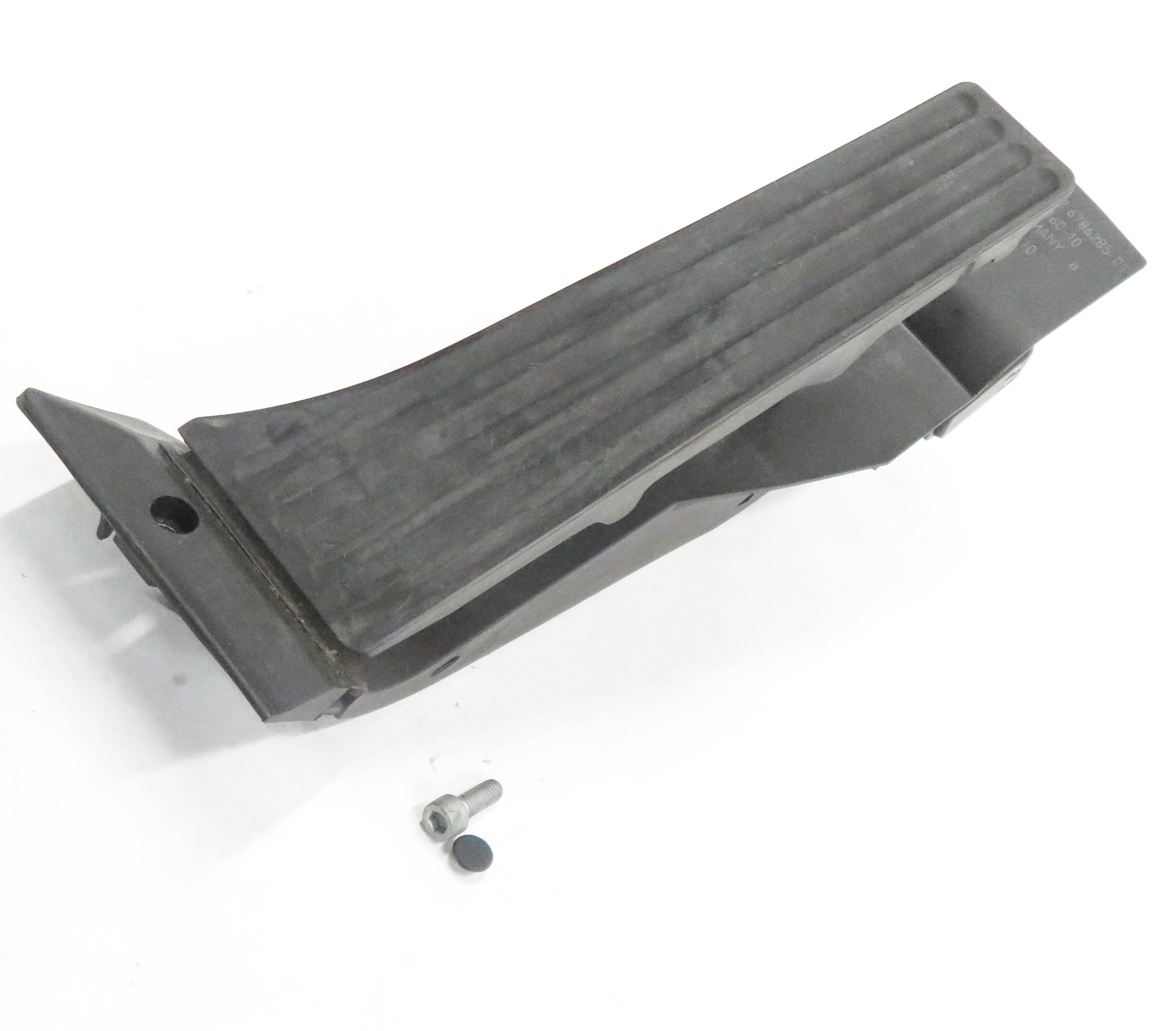 2011 RANGE ROVER (L322) GAS PEDAL ACCELERATOR THROTTLE FOOT PEDAL — exact item pictured