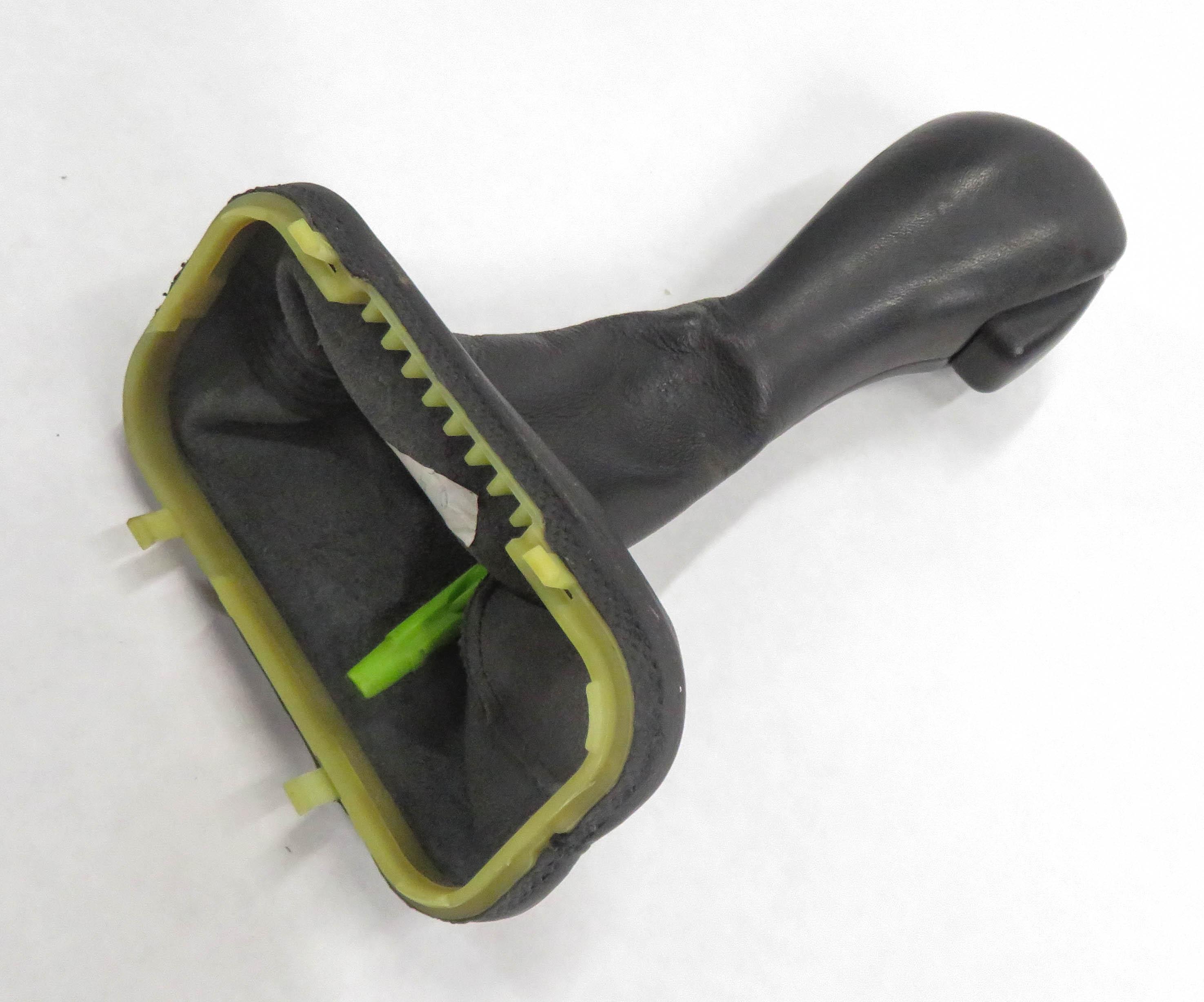 2011 RANGE ROVER (L322) AUTOMATIC TRANSMISSION GEAR SHIFTER HANDLE w/ BOOT — exact item pictured