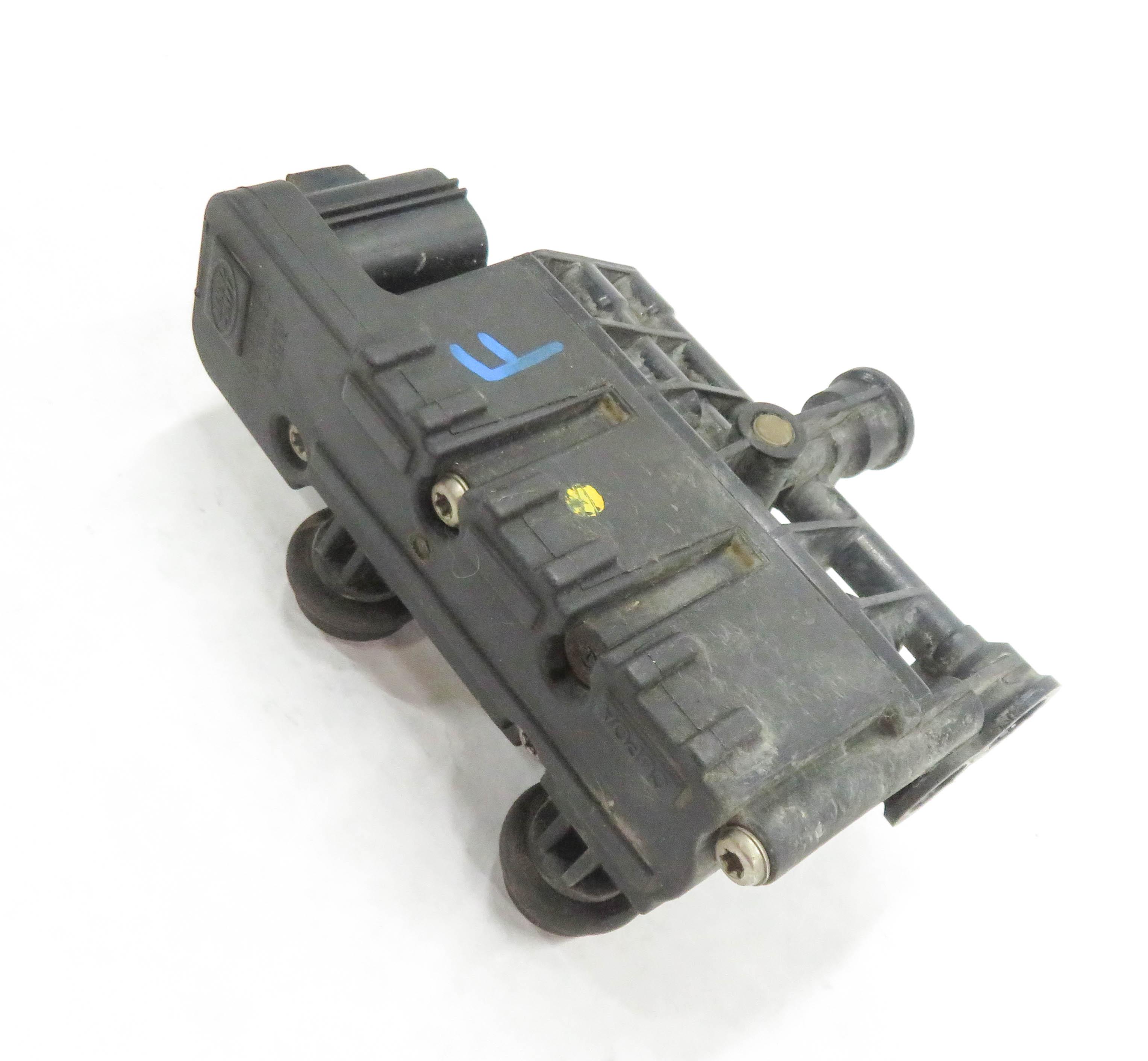 2011 LAND ROVER LR4 - FRONT AIR SUSPENSION AIR CONTROL VALVE — exact item pictured