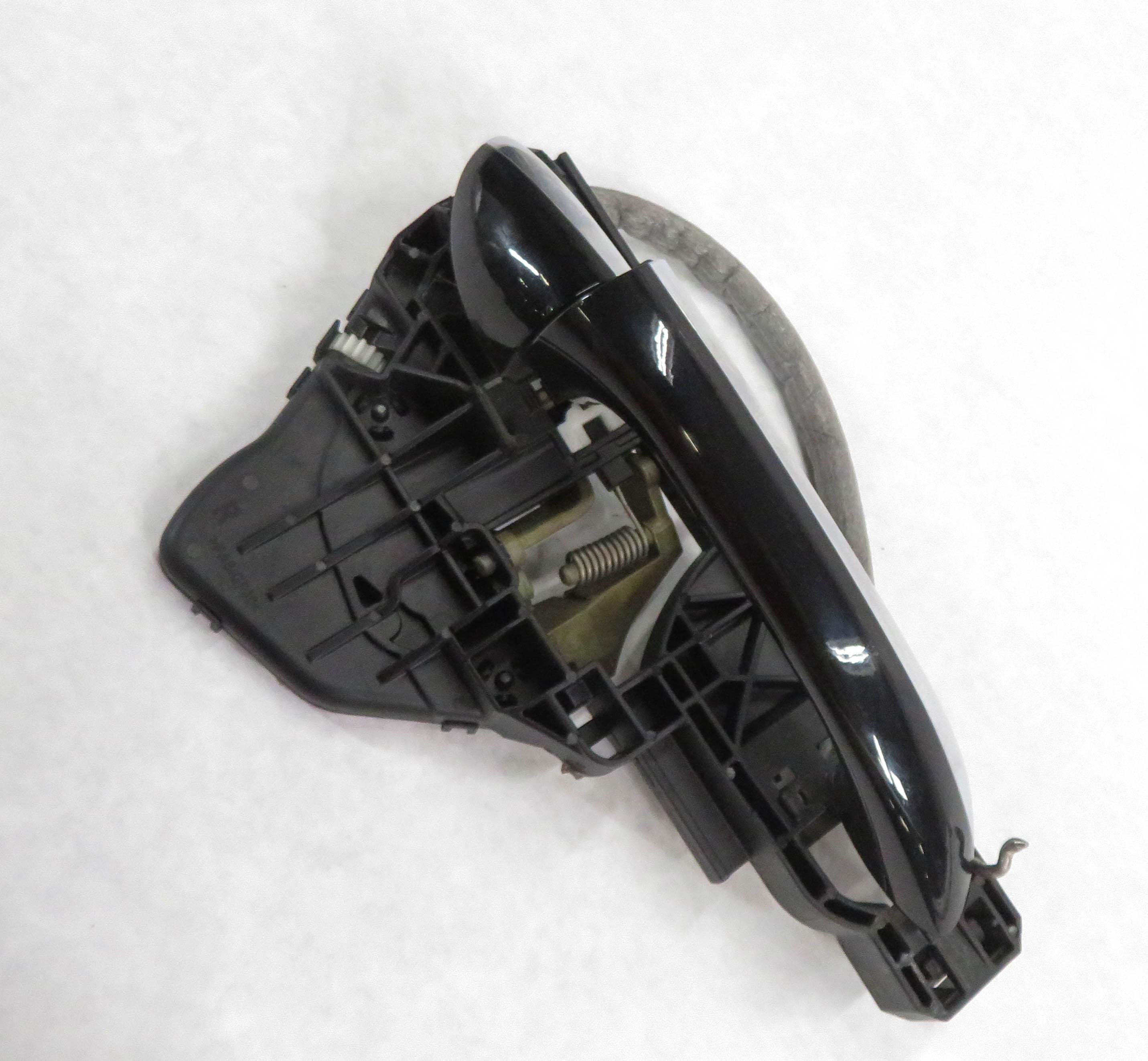 2006 MERCEDES BENZ ML500 (W164) RIGHT SIDE REAR EXTERIOR DOOR HANDLE (BLACK) — exact item pictured