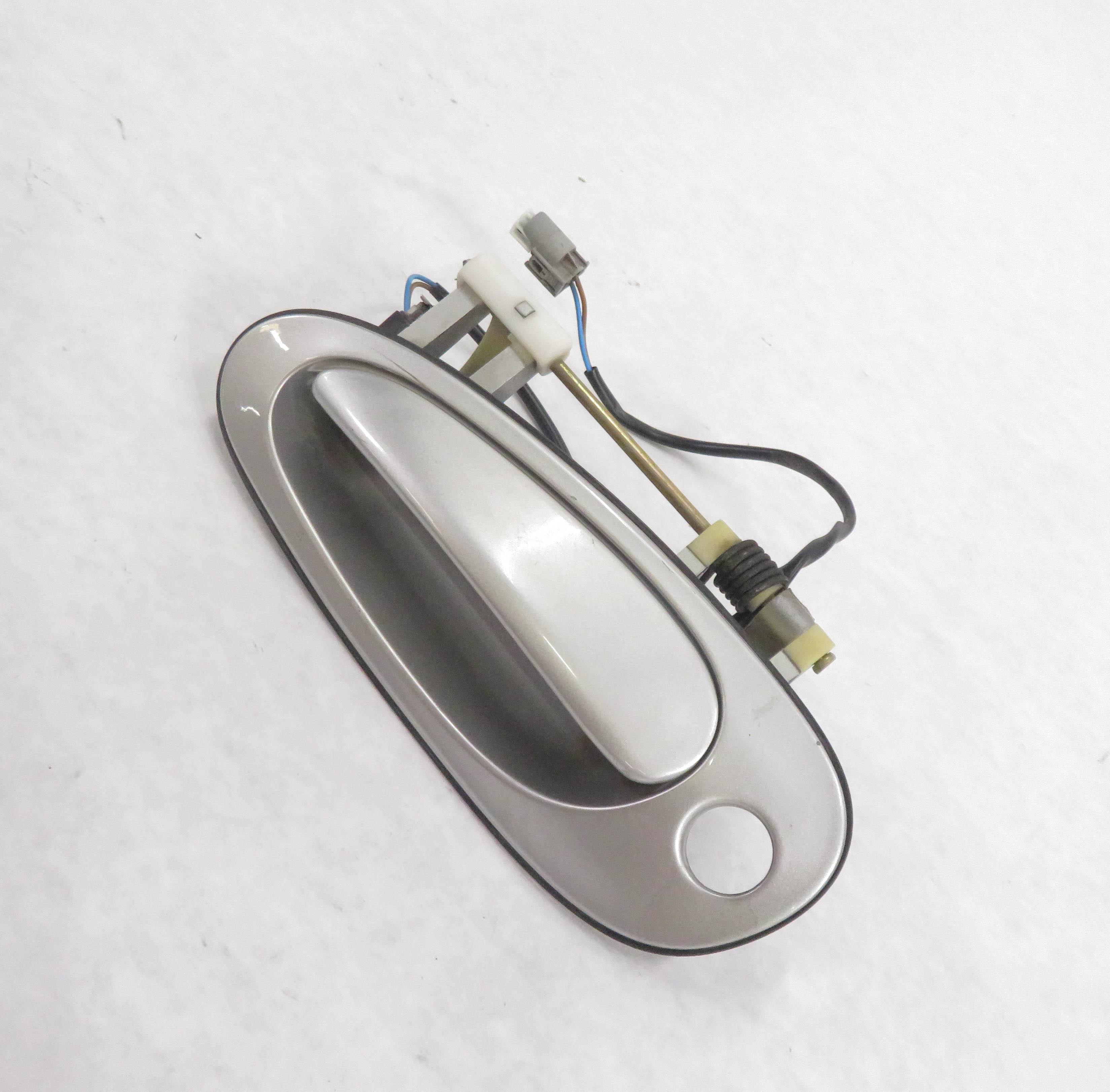 1999 PORSCHE BOXSTER (986) LEFT DRIVER EXTERIOR DOOR HANDLE (ARTIC SILVER L92U) — exact item pictured