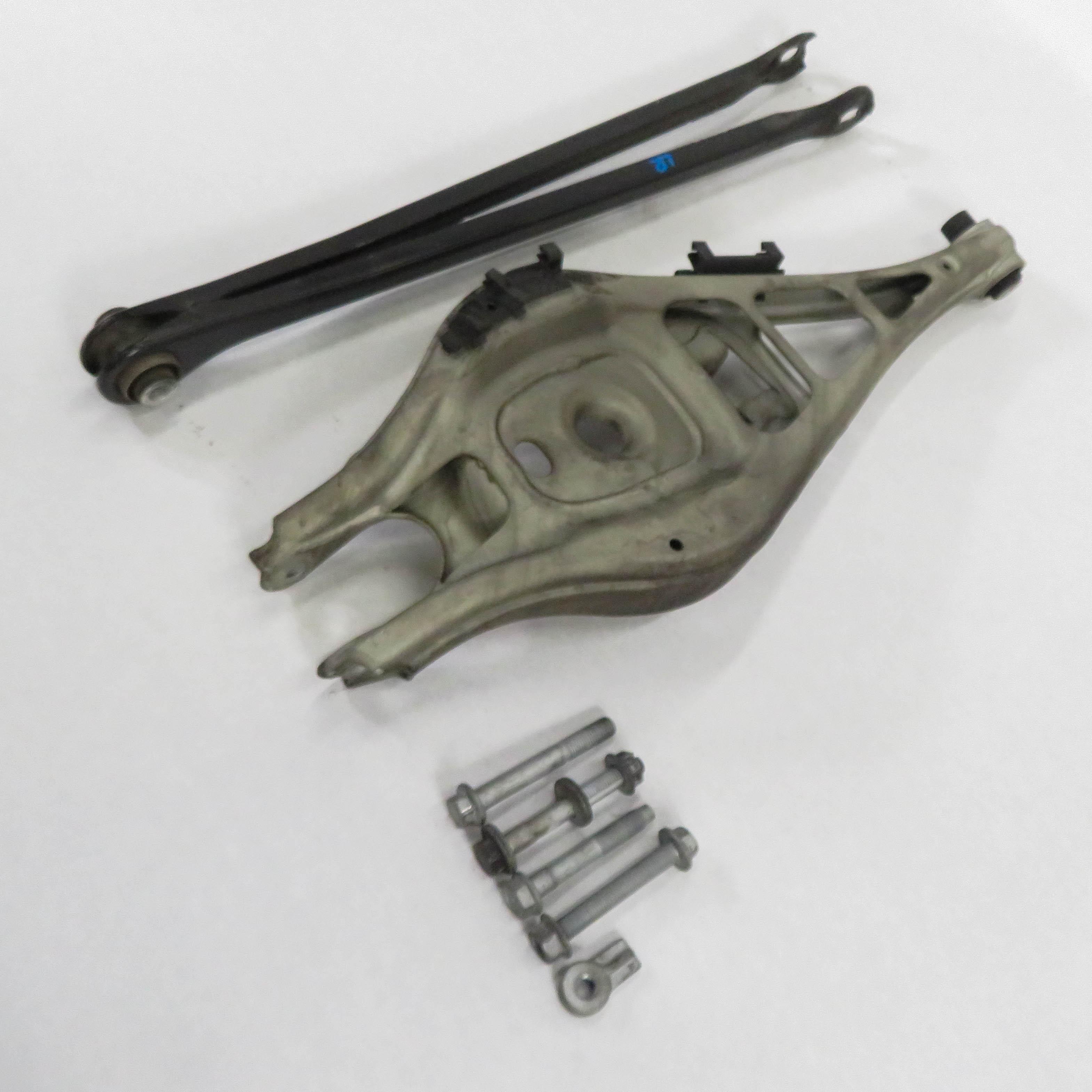 2009-2016 BMW Z4 (E89) LEFT DRIVER REAR - CONTROL ARM SET-2 — exact item pictured