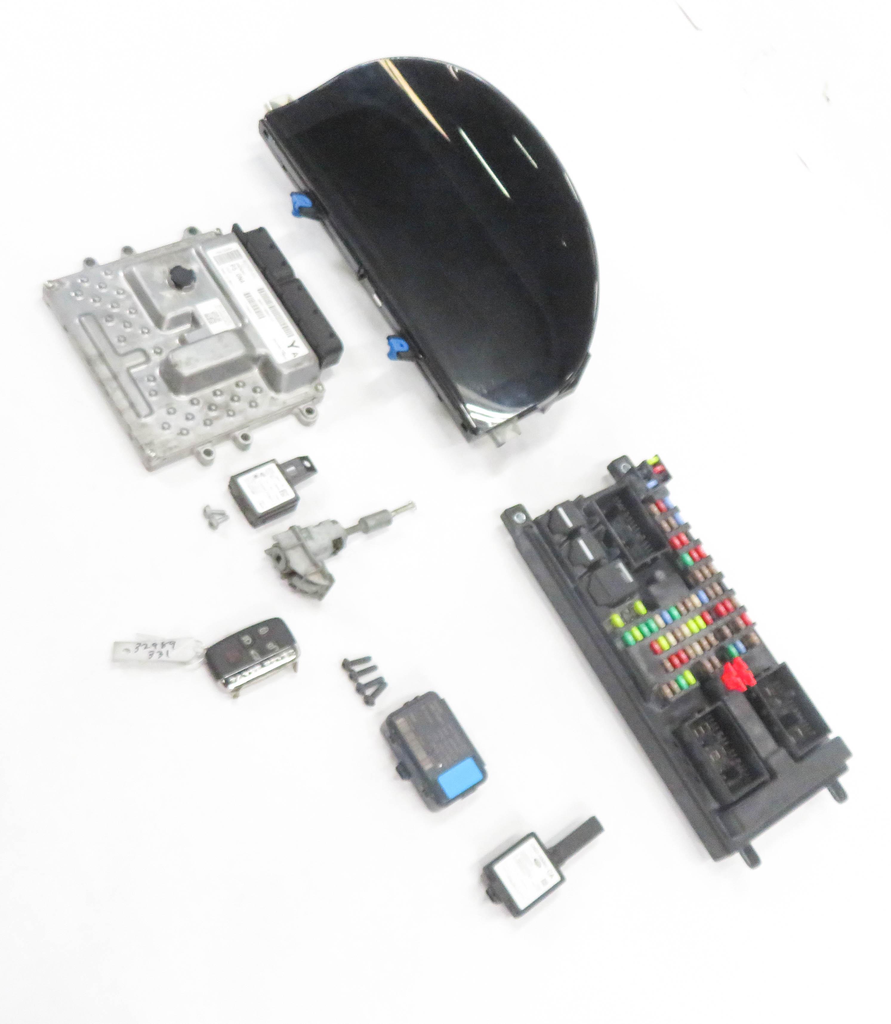 10-12 RANGE ROVER (L322) 5.0L SUPERCHARGED ENGINE IMMOBILIZER MODULE KEY SET — exact item pictured
