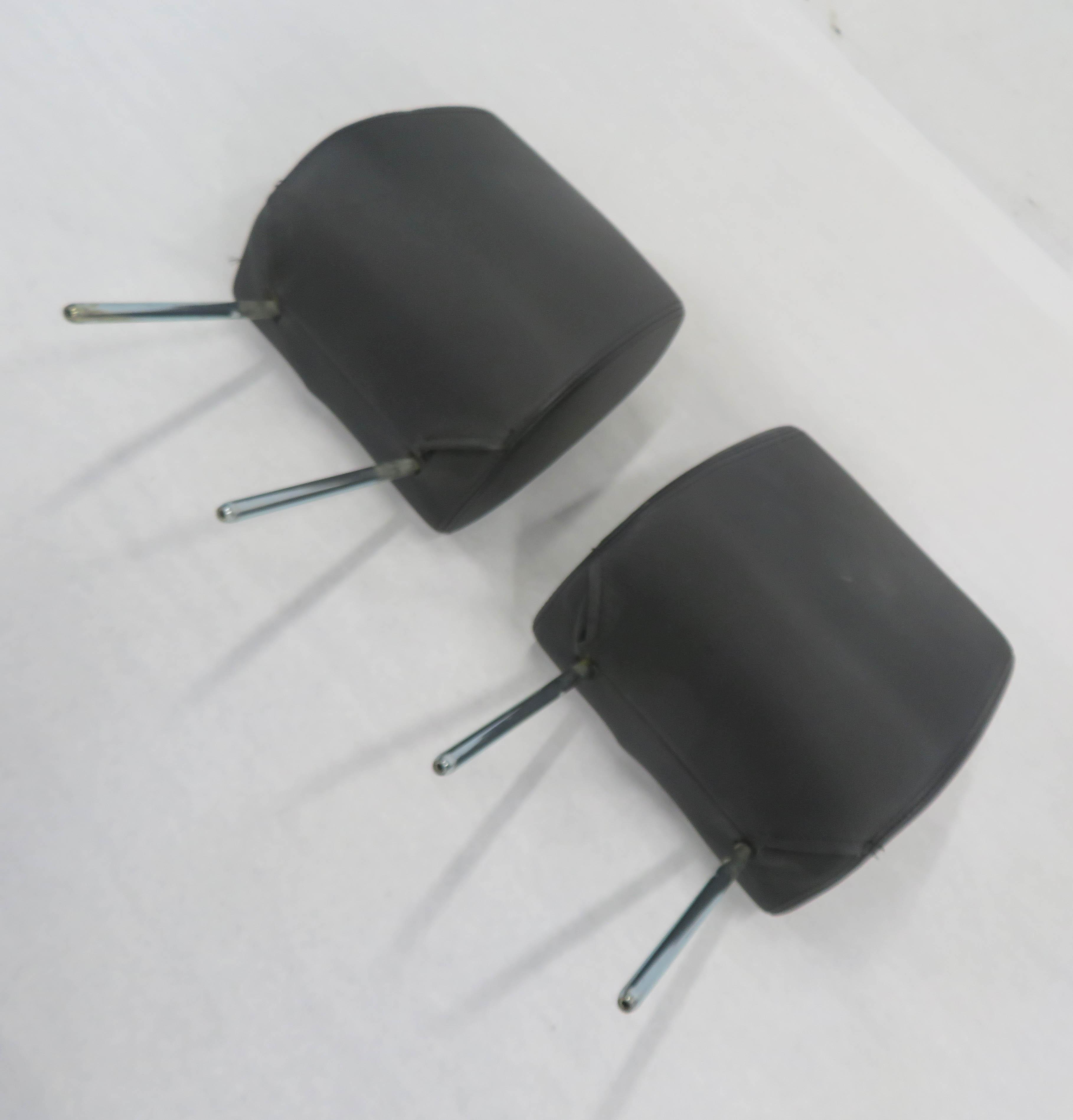2006 RANGE ROVER SPORT (L320) FRONT HEADREST SET-2 (EBONY BLACK LEATHER) — exact item pictured