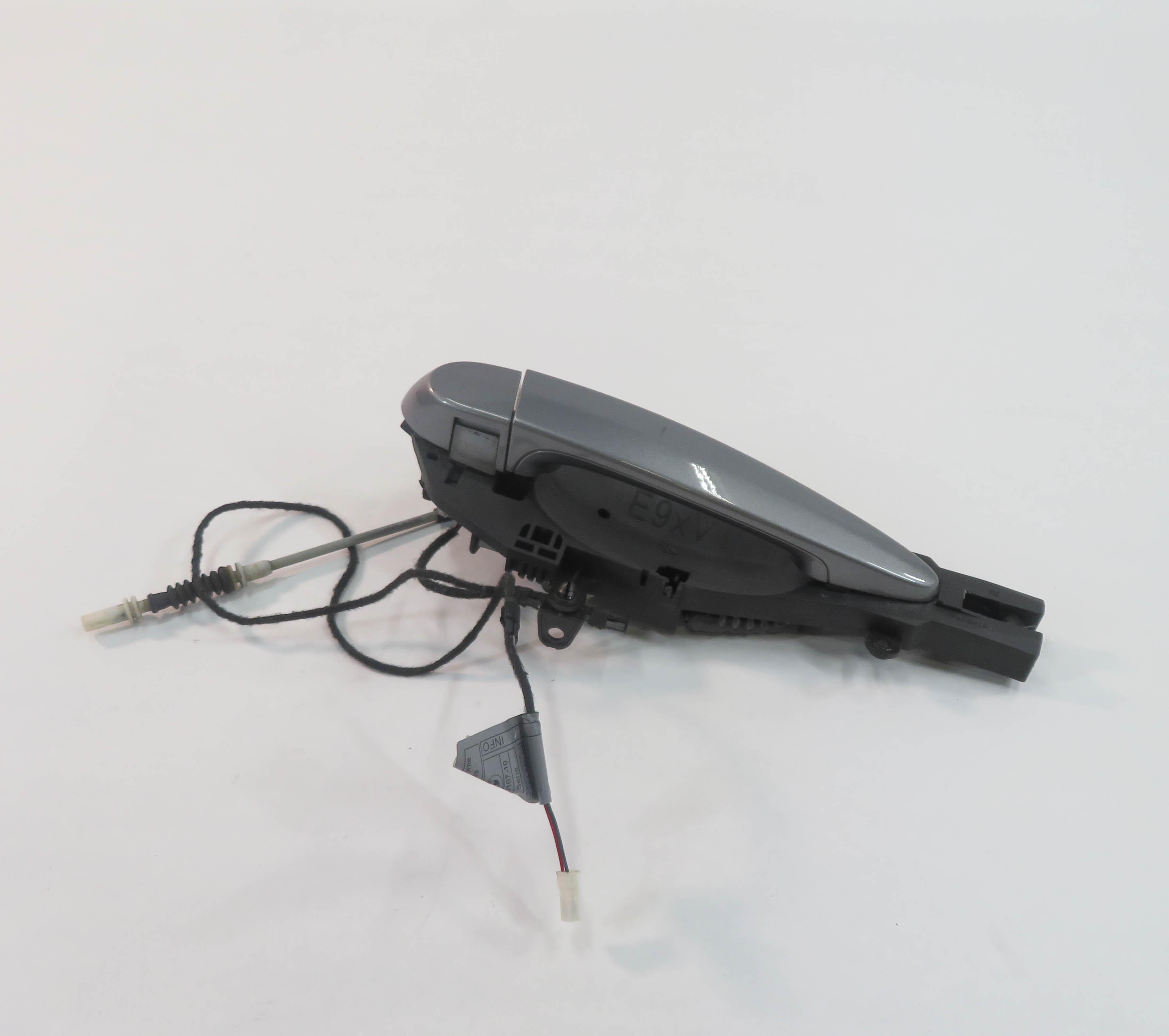 2007 BMW X5 (E70) RIGHT FRONT PASSENGER DOOR HANDLE (SPACE GRAY A52) — exact item pictured