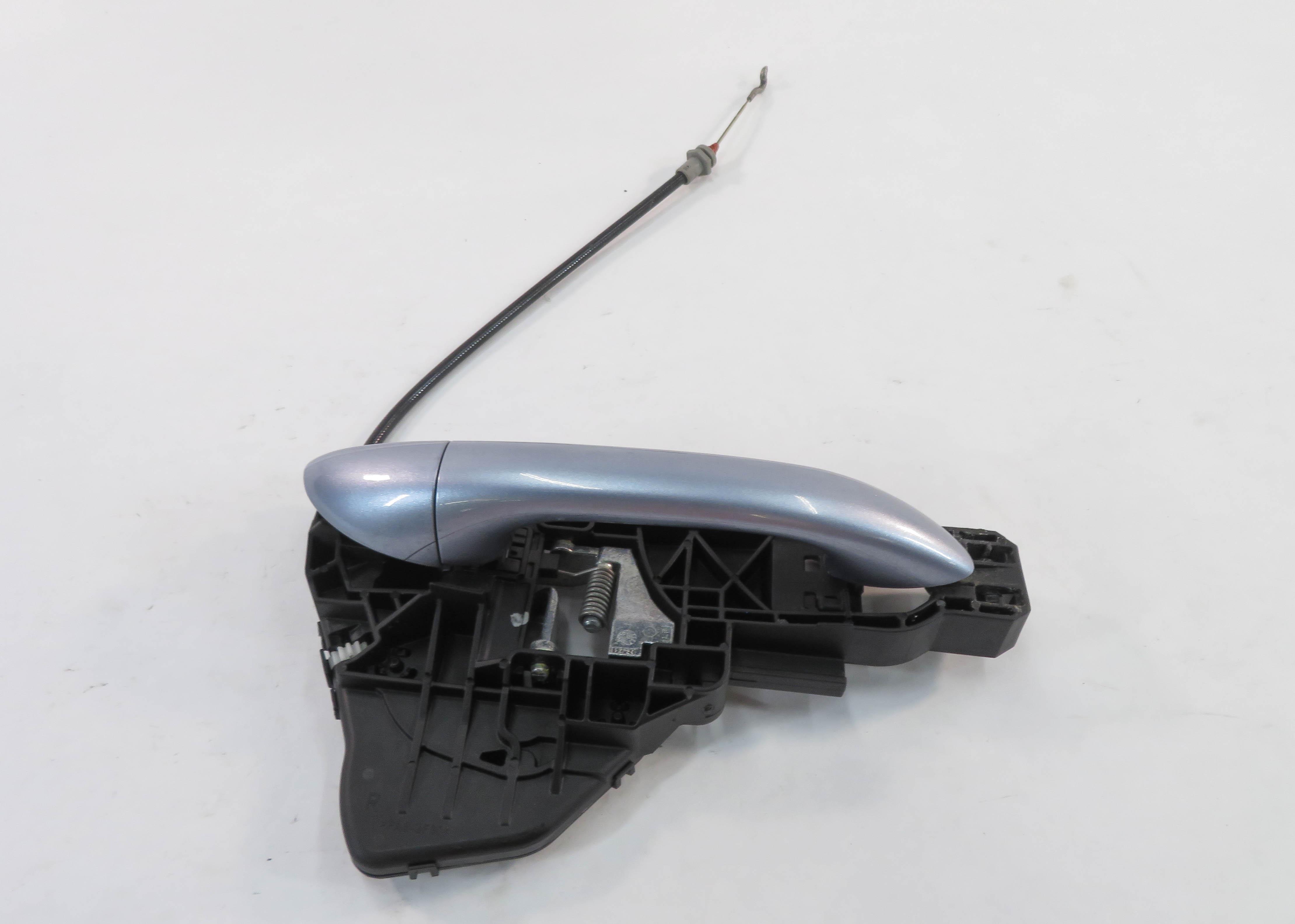 2010 MERCEDES ML350 (W164) RIGHT REAR KEYLESS GO EXTERIOR DOOR HANDLE (BLUE) — exact item pictured