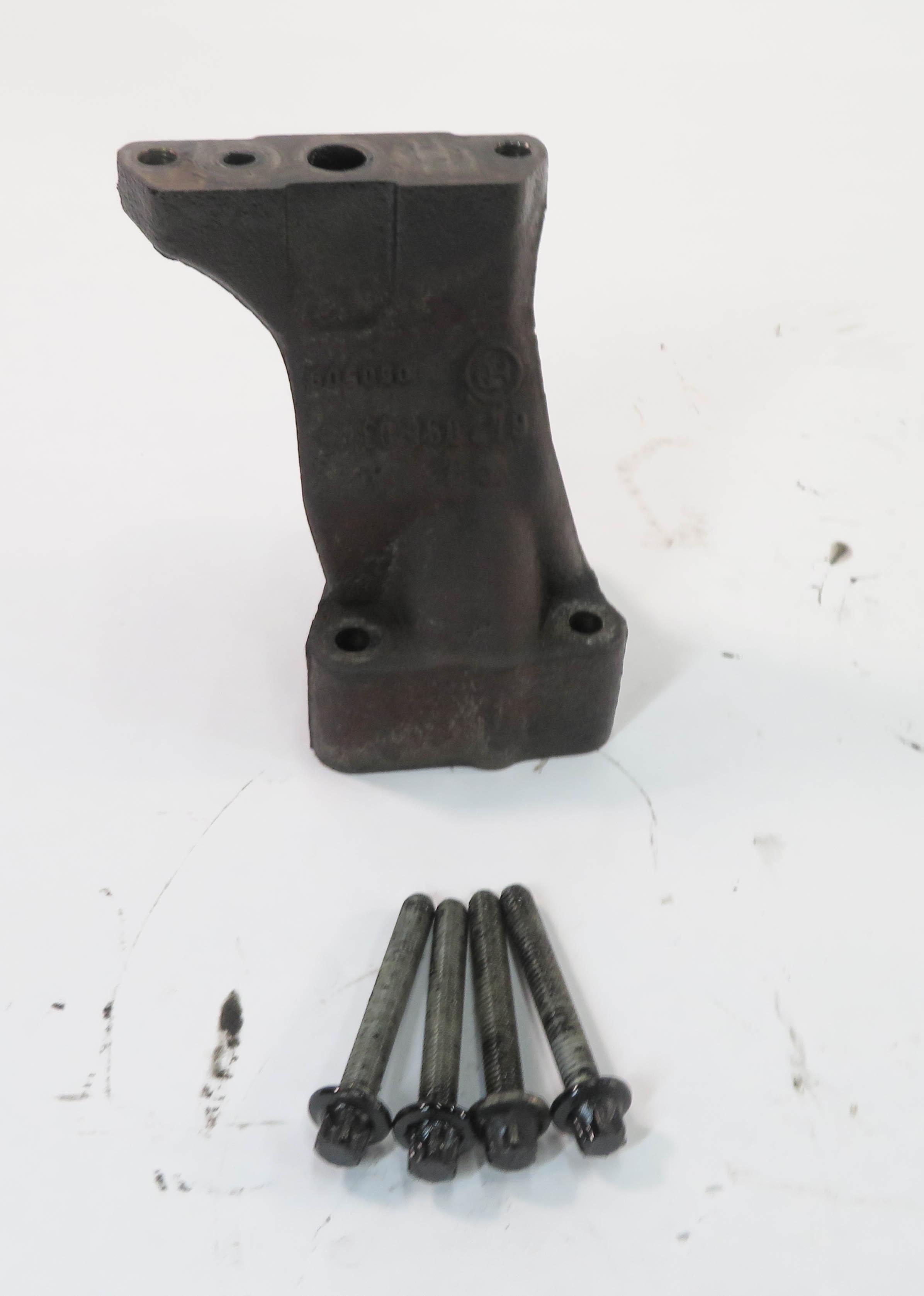 2010 MERCEDES BENZ ML350 (W164) 3.0L OM642 DIESEL TURBOCHARGER PEDESTAL BRACKET — exact item pictured