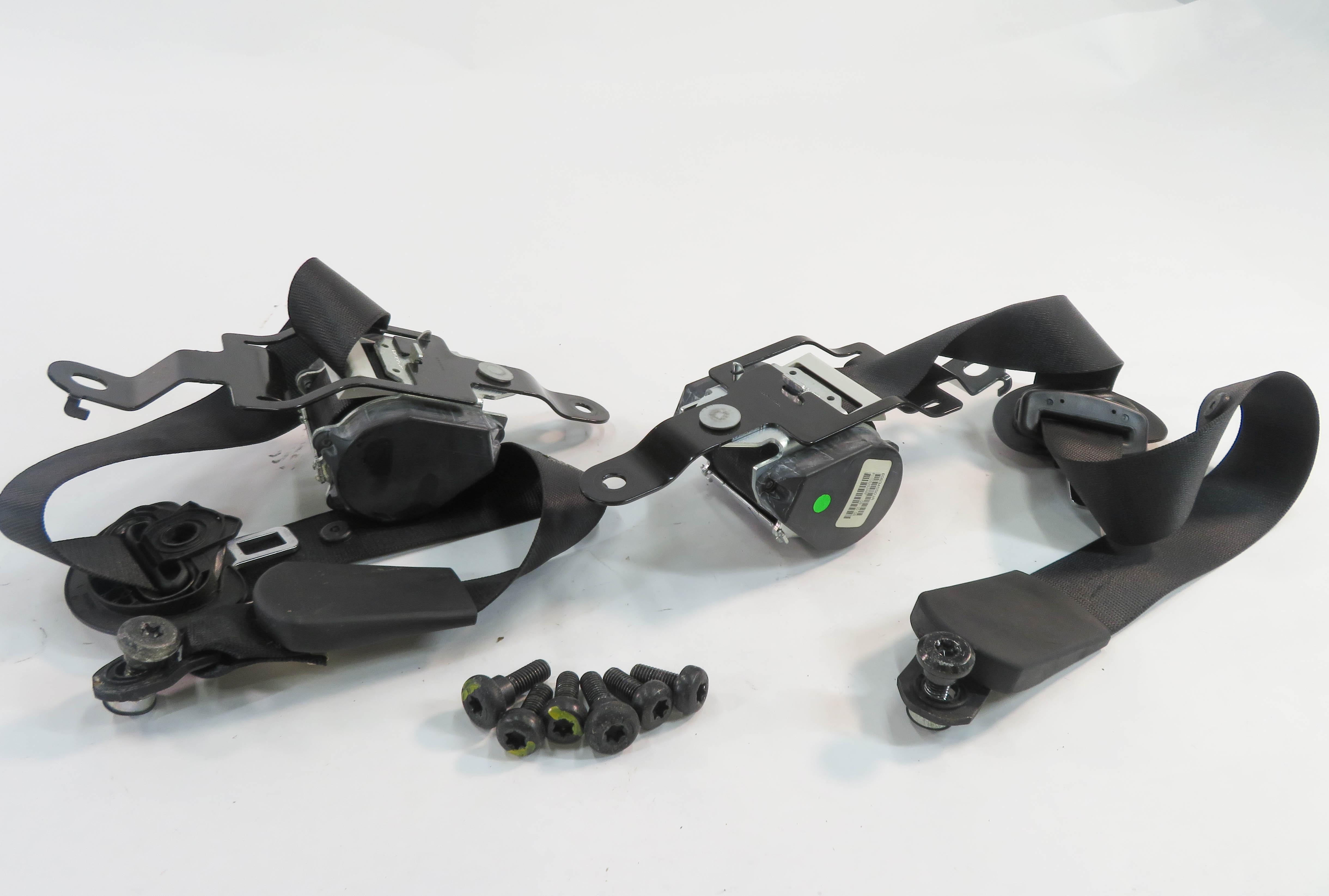 2009 BMW X5 (E70) REAR LEFT & RIGHT 2nd SECOND ROW SEAT SEATBELT RETRACTOR SET-2 — exact item pictured