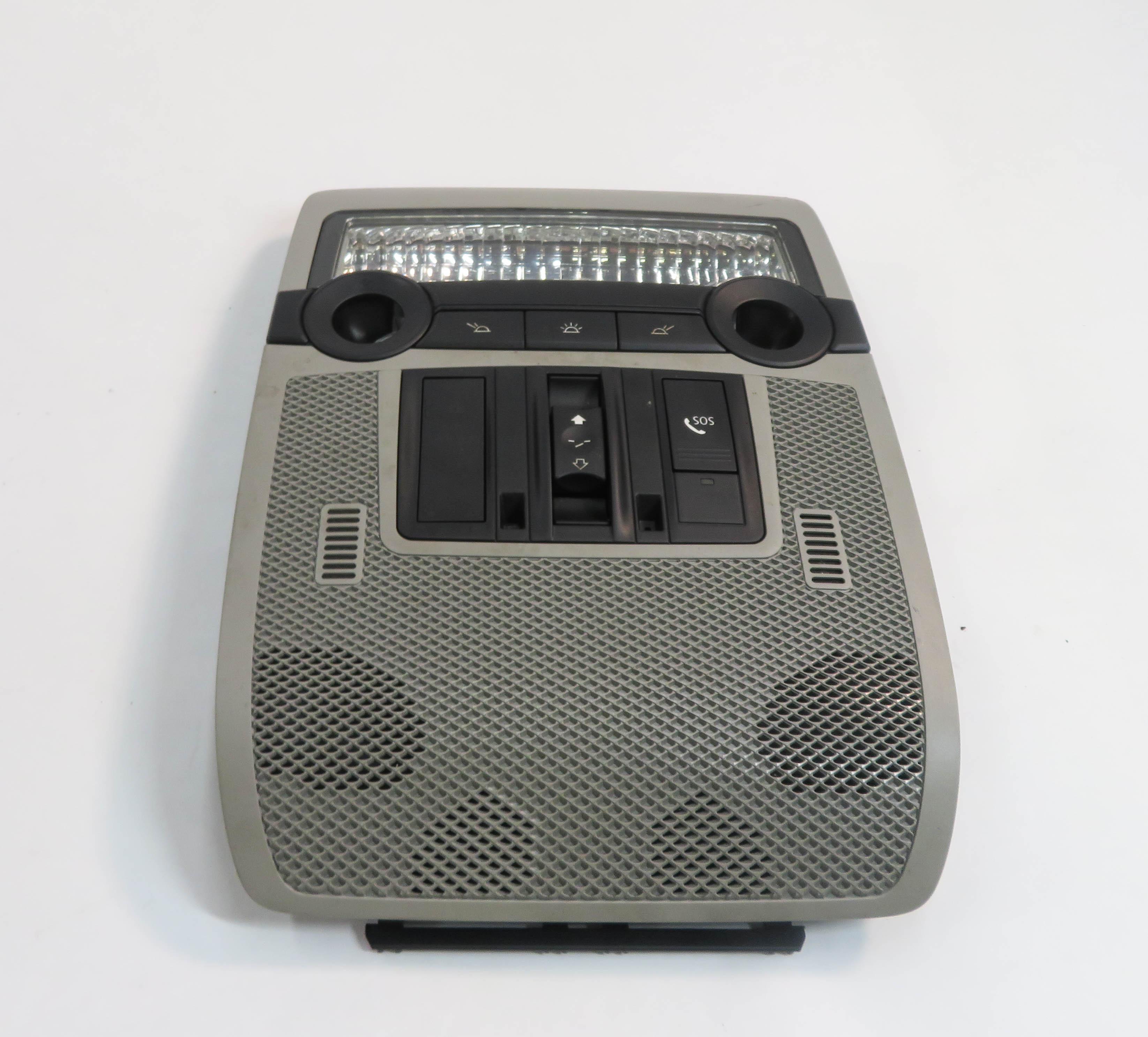 2009 BMW X5 (E70) FRONT MAP READING COURTESY DOME LIGHT LAMP w/ SUNROOF CONTROL — exact item pictured