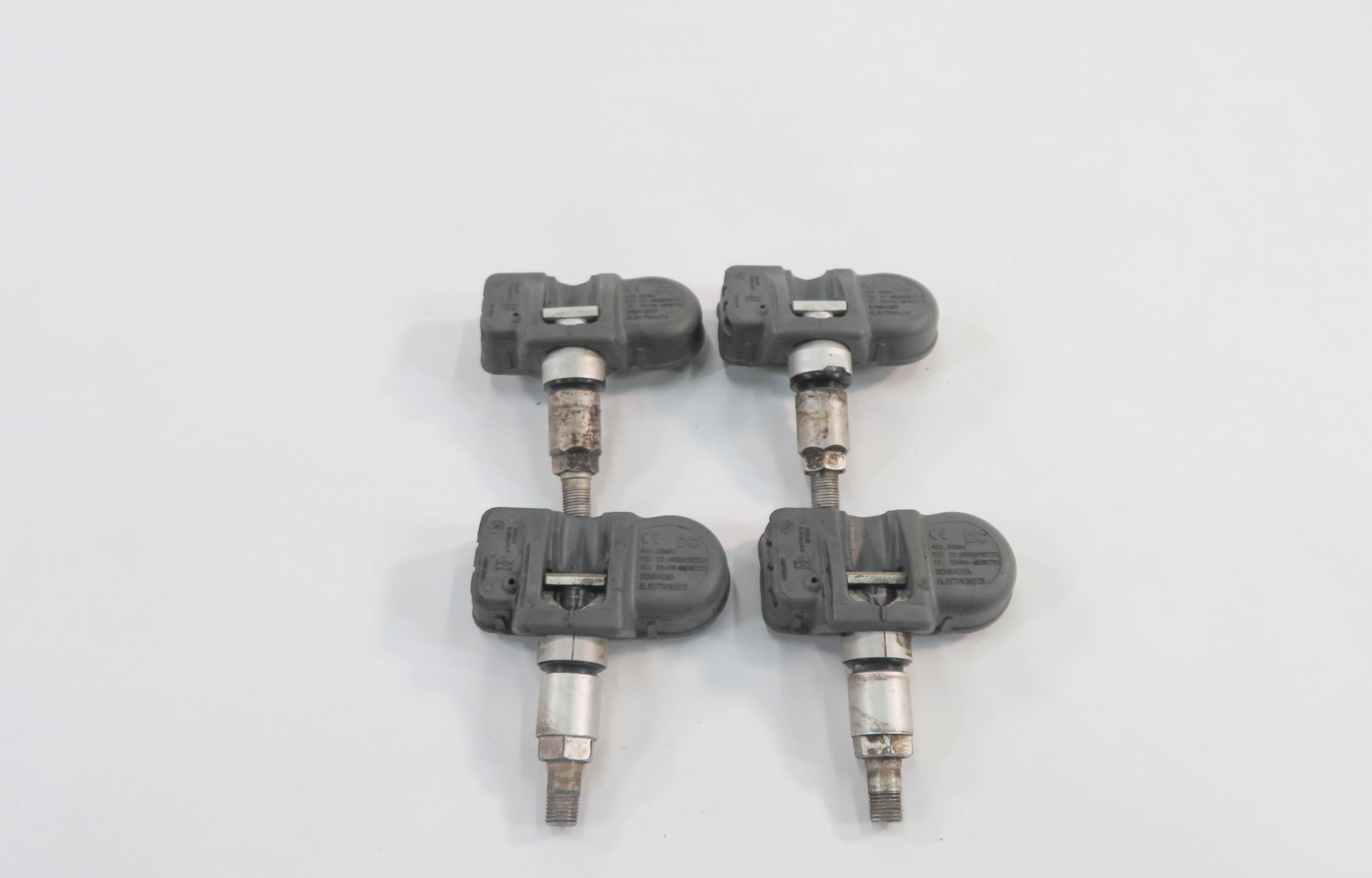 2006 BMW M5 (E60) ///M - TPMS TIRE AIR PRESSURE SENSOR SET-4 (433.922 MHz) — exact item pictured